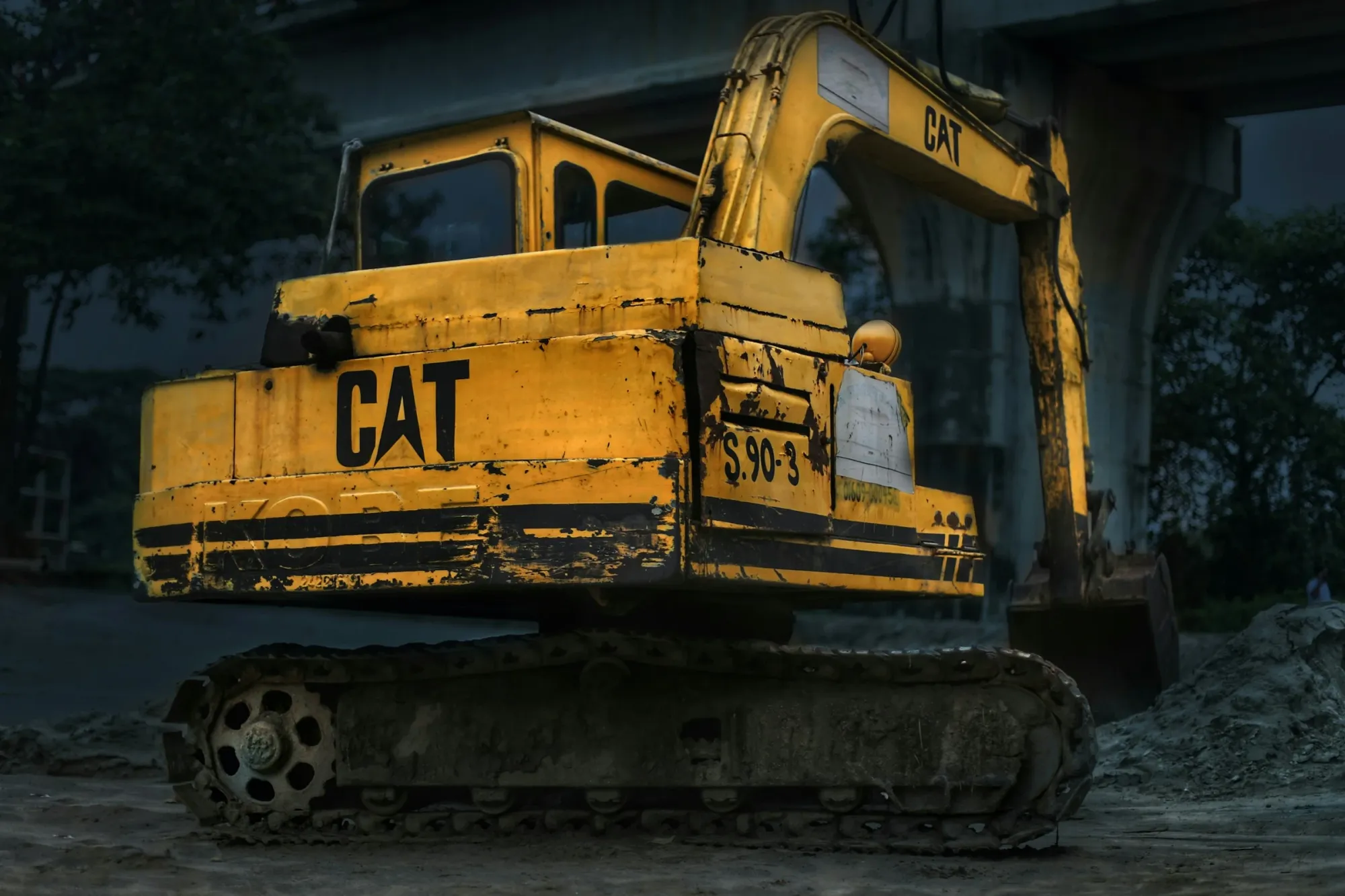 Caterpillar Navigates Rising Tariff Costs: What Wall Street Says