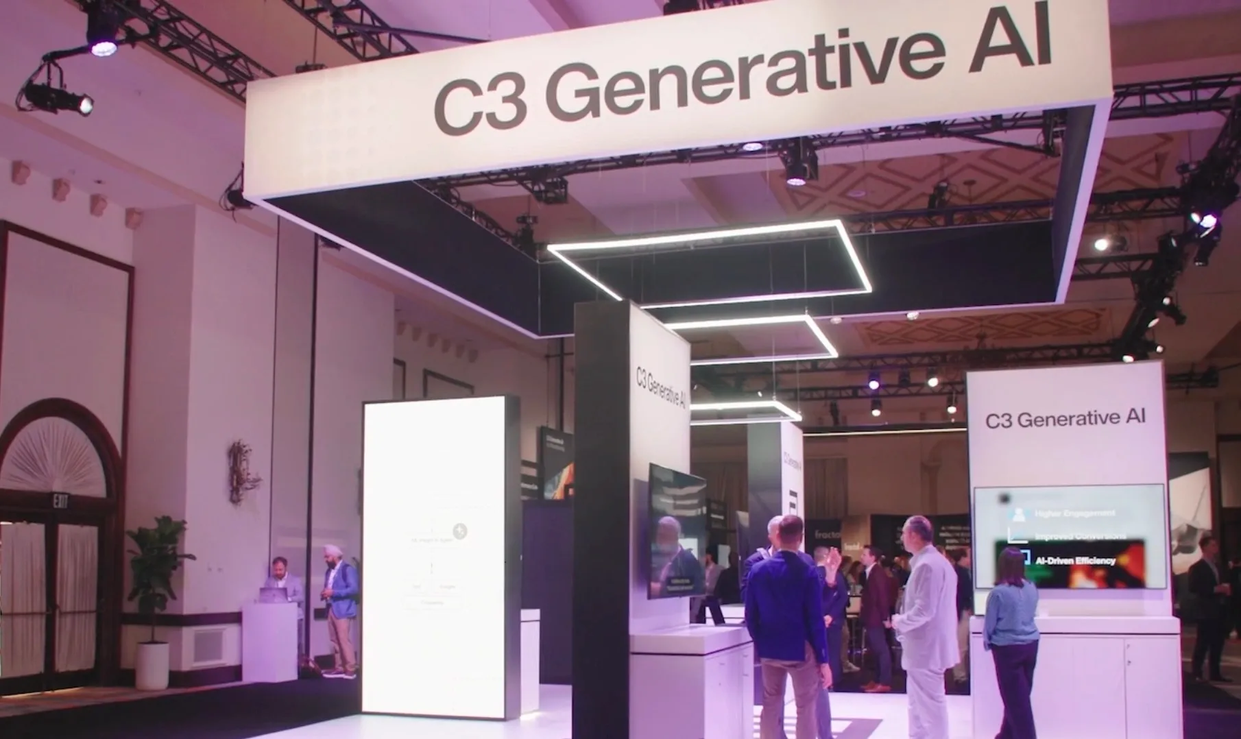 C3 AI's Tumultuous Q1: Revenue Miss, Stock Plunge & Leadership Shake-Up
