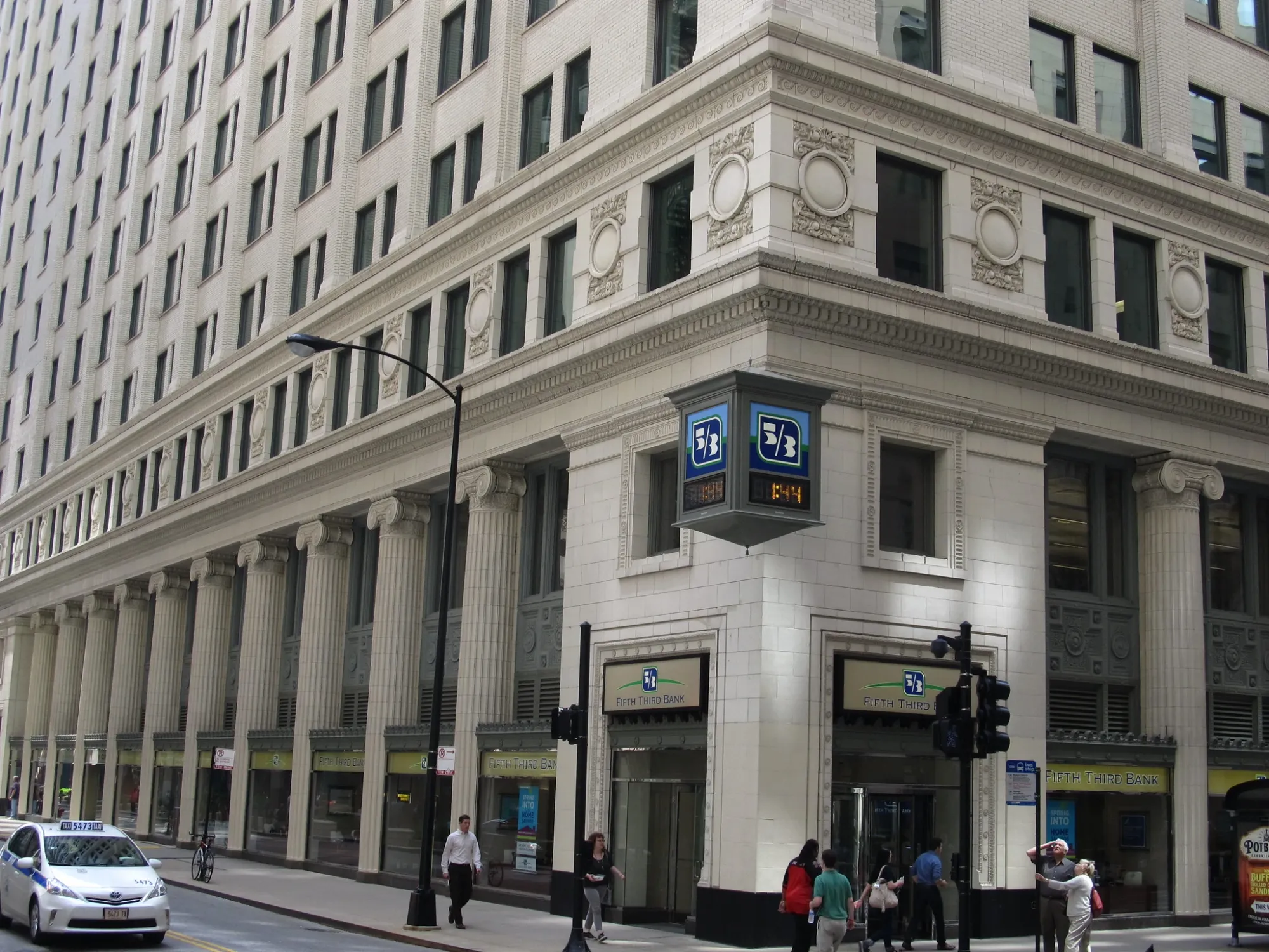 Fifth Third Bank, Chicago, Illinois