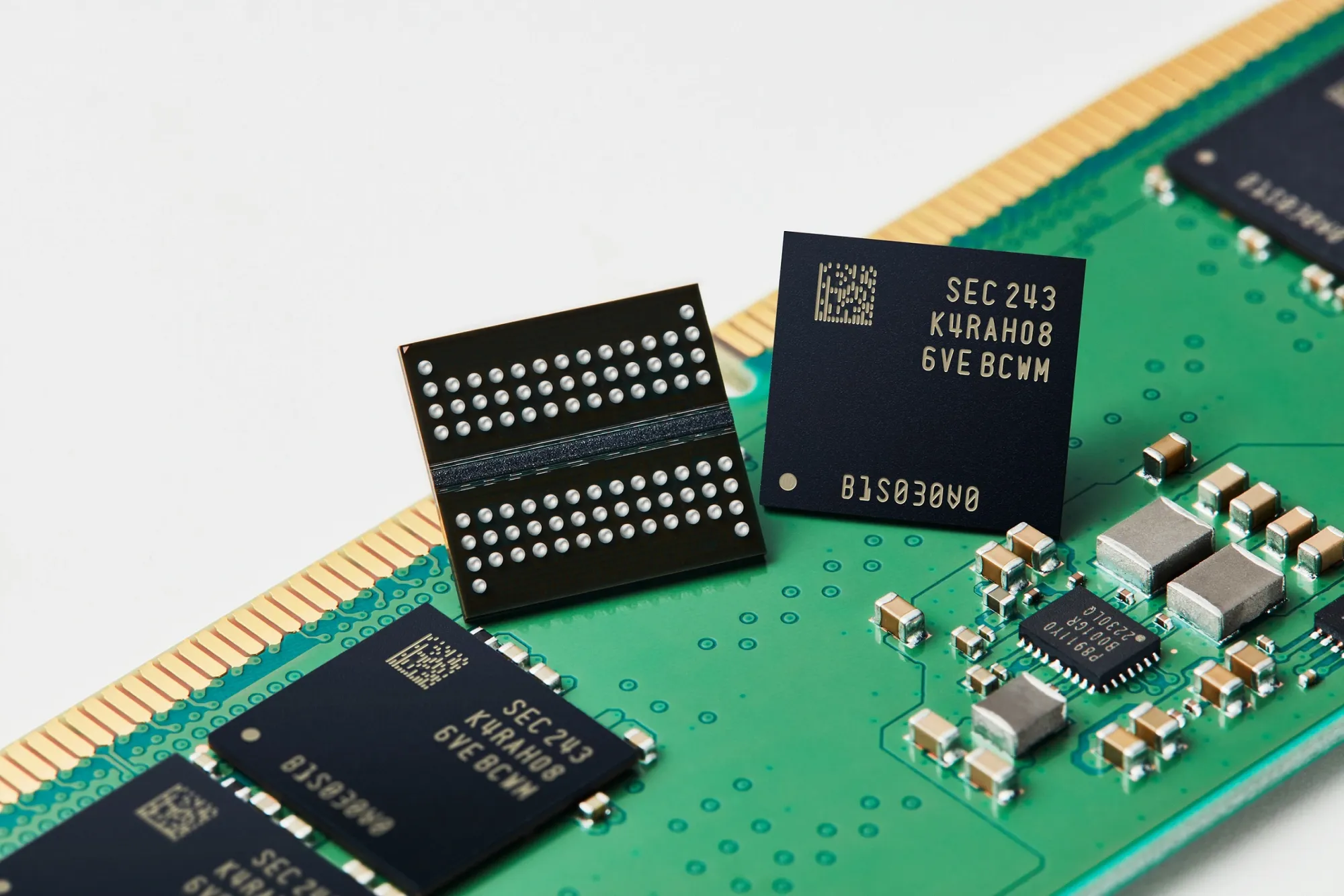 SK Hynix Predicts Memory Chip 'Supercycle' as Micron Stock Surges on AI Demand