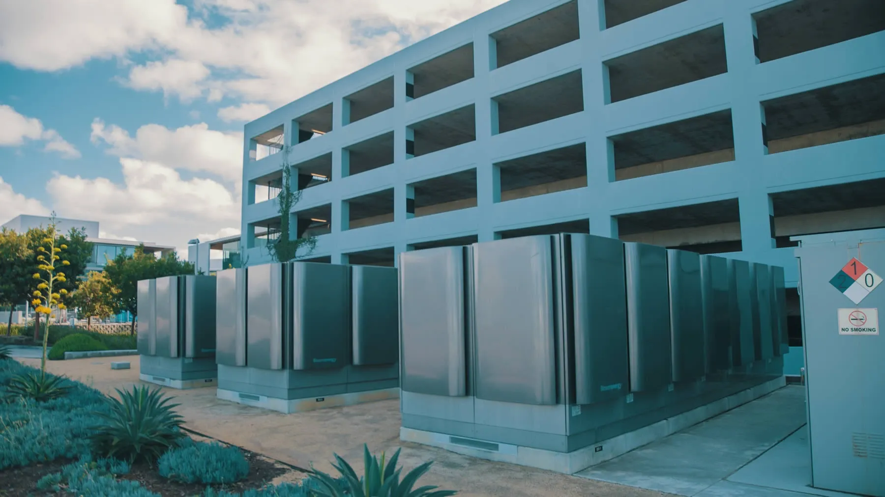 Bloom Energy solid oxide fuel cells
