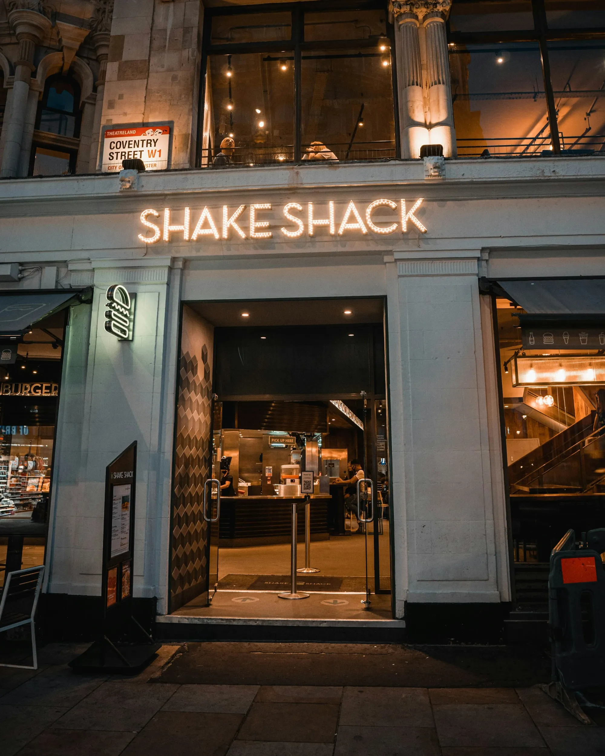 Loop Capital Upgrades Shake Shack to Buy with Higher $127 Target