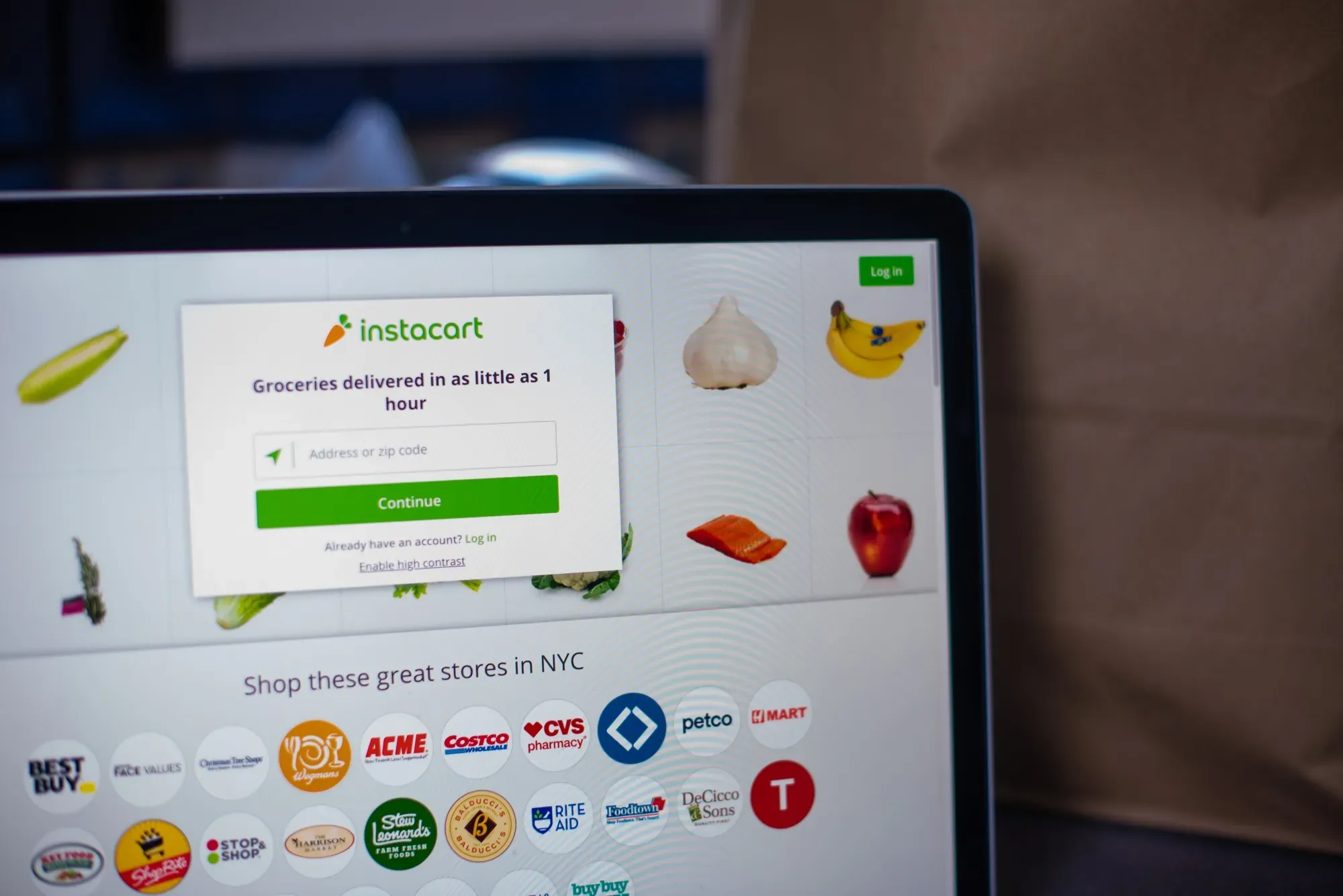 Amazon's 30-Minute Grocery Delivery Threatens Instacart's Market Position