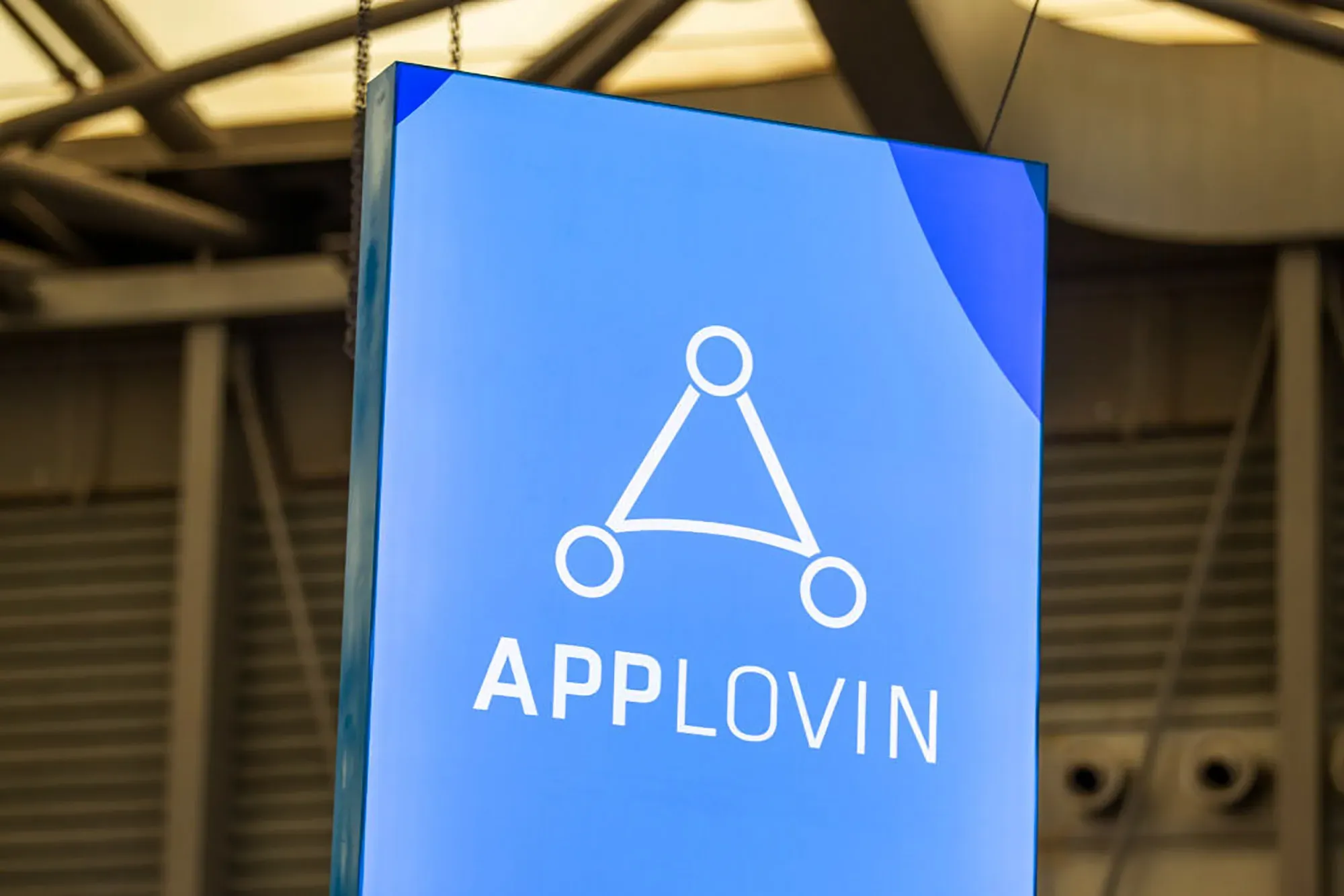 AppLovin Plunges on Explosive Money Laundering Allegations: What Investors Need to Know