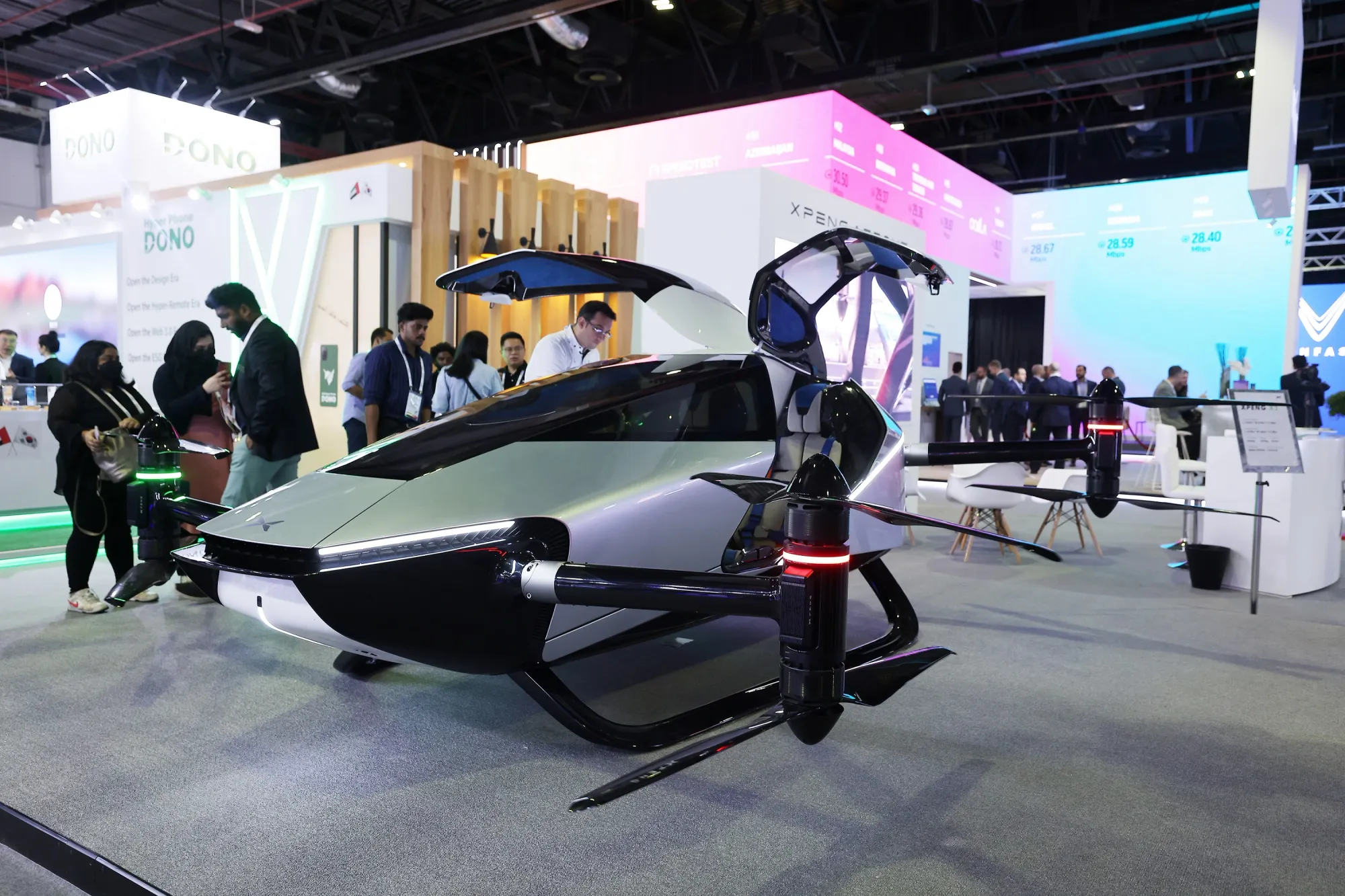 Xpeng's Flying Car Unit Aeroht Plans Hong Kong IPO This Year