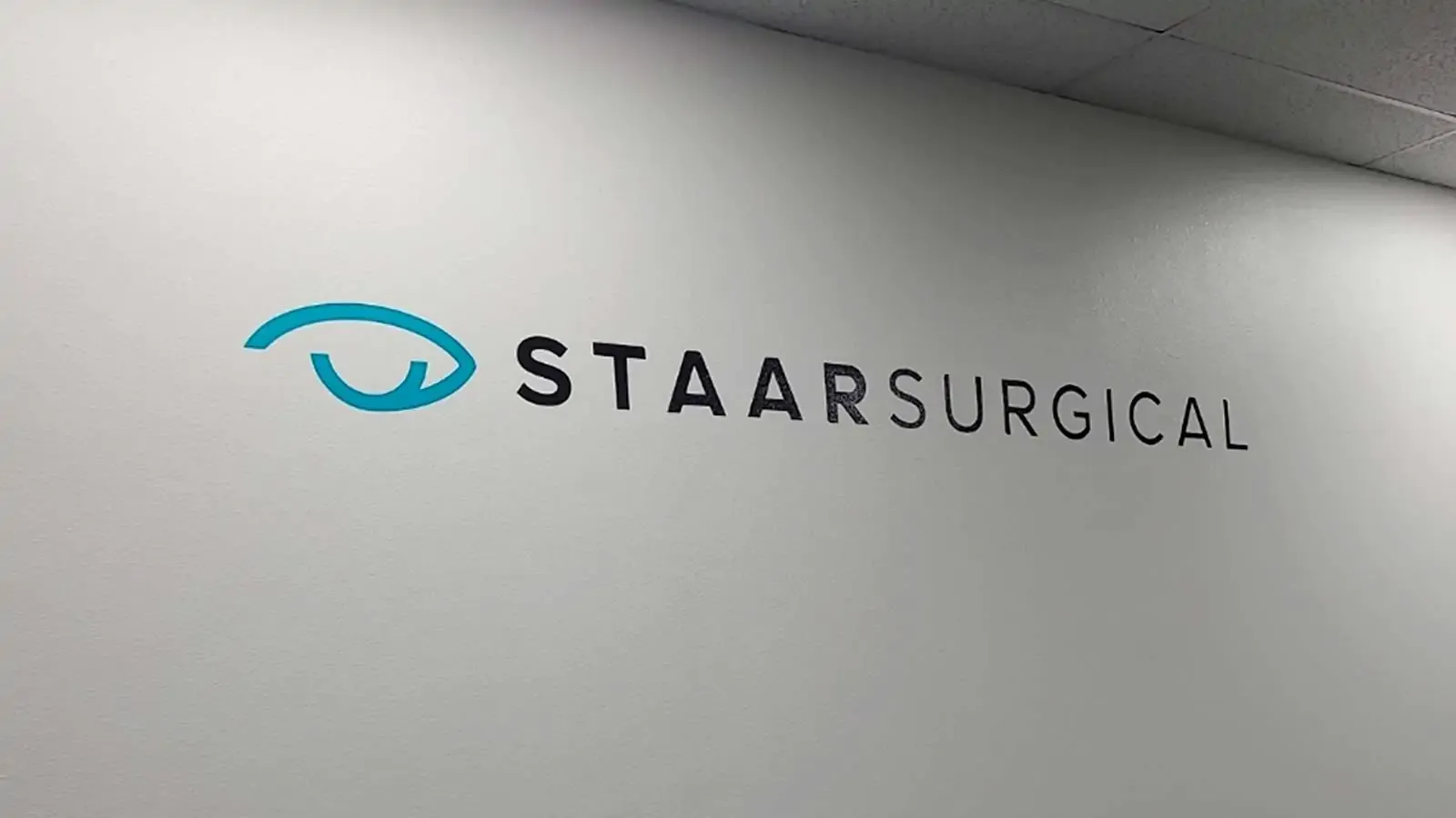 Staar Surgical Shareholders Block $1.6B Alcon Acquisition Deal