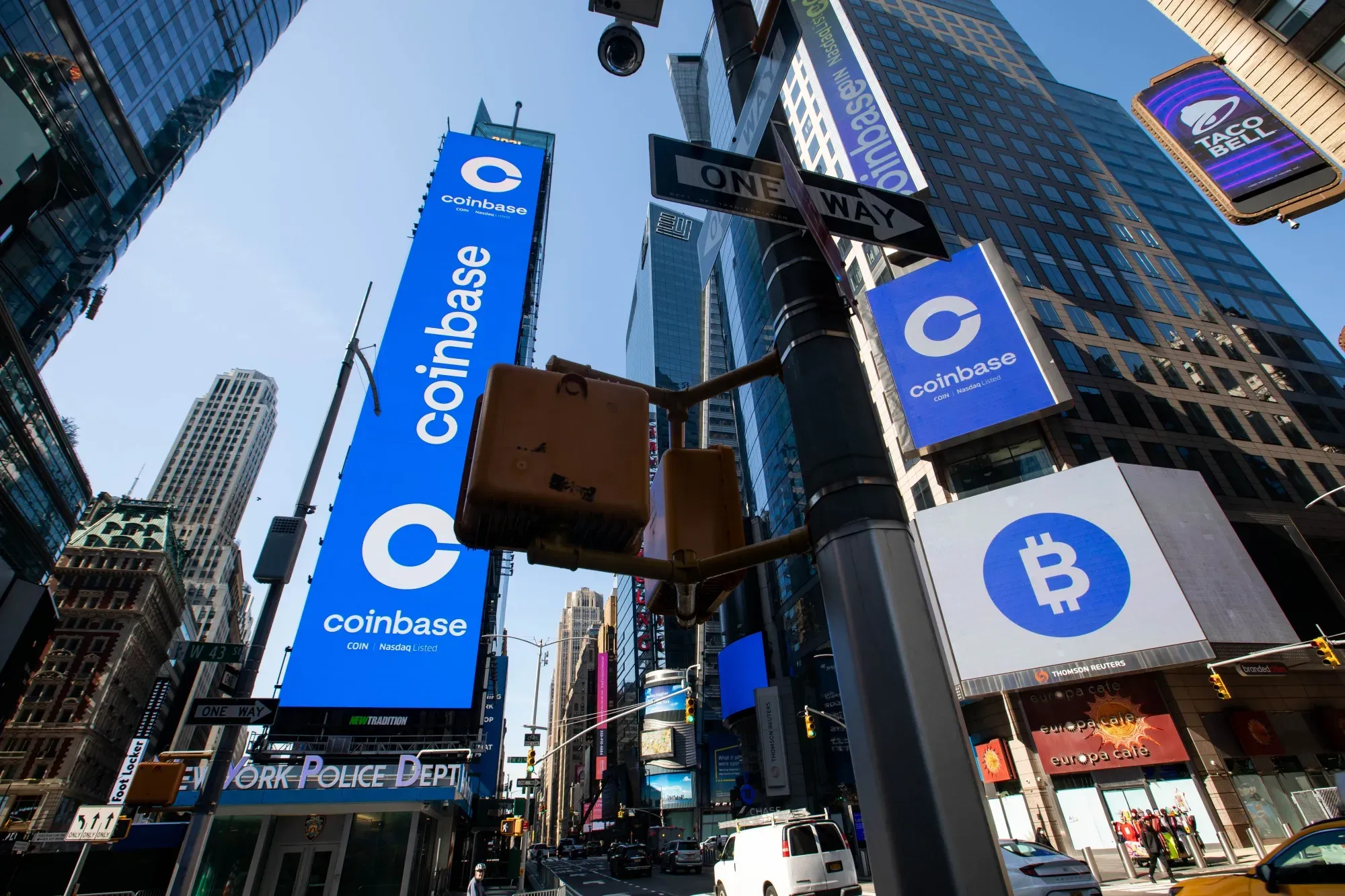 Coinbase's Q4 2025 Earnings: A Tough Quarter Amid Crypto Slump