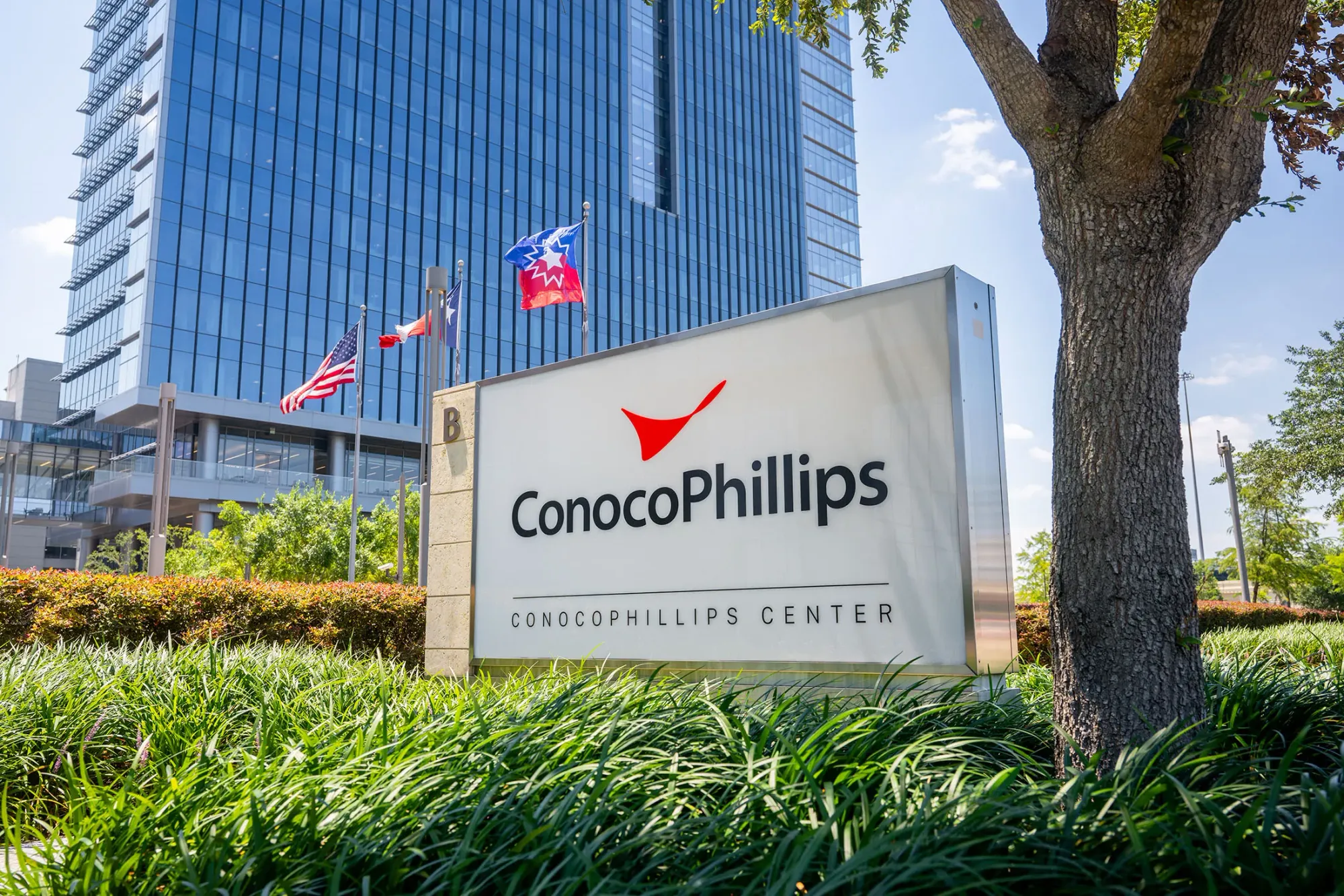 ConocoPhillips Eyes $2 Billion Sale of Permian Basin Assets in Portfolio Shake-Up