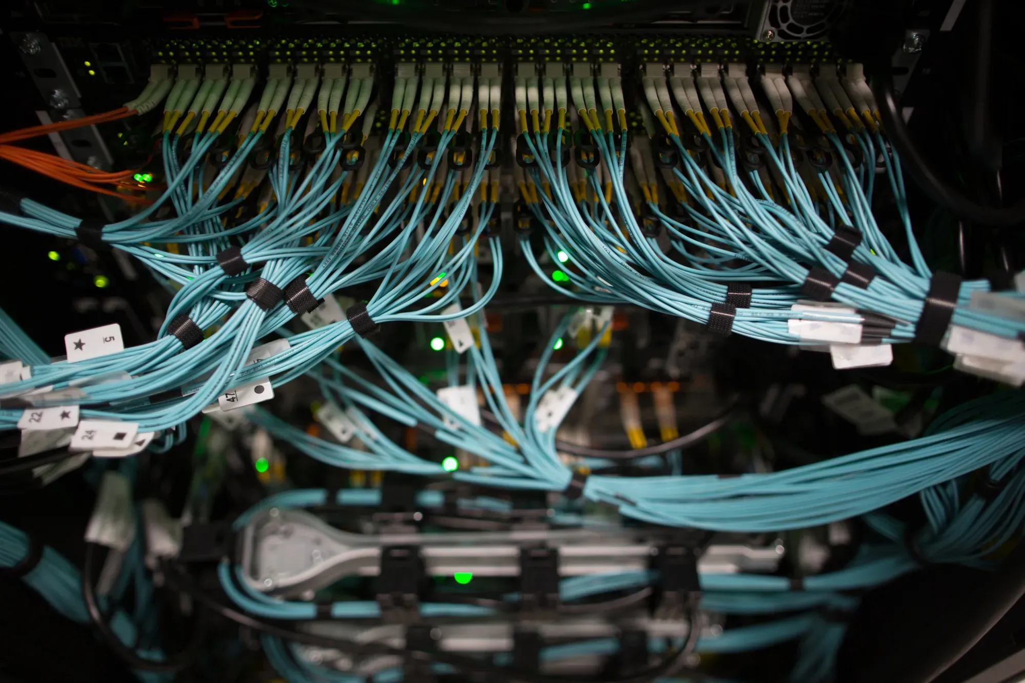 Lumen Declares Turnaround Complete, Outlines AI-Fueled Strategy with Massive Fiber Expansion