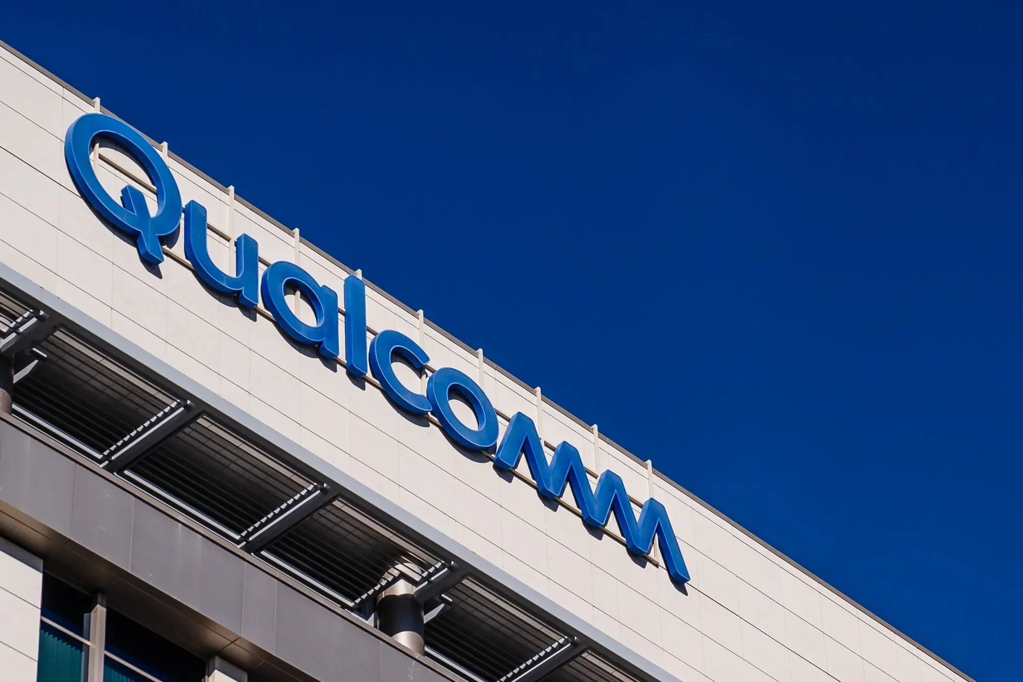 Qualcomm Beats Q1 Earnings But Memory Chip Shortage Clouds Outlook