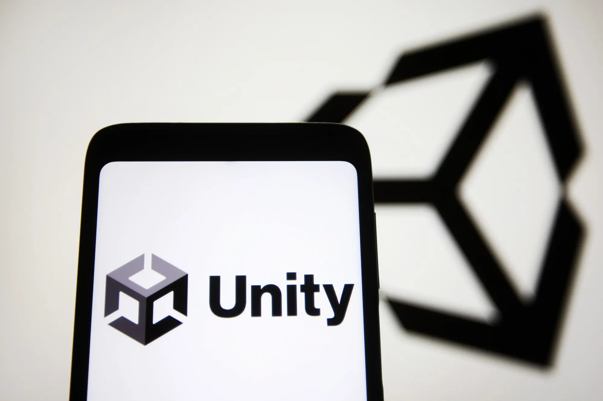 Oppenheimer Upgrades Unity to Outperform, Sees Growth Ahead