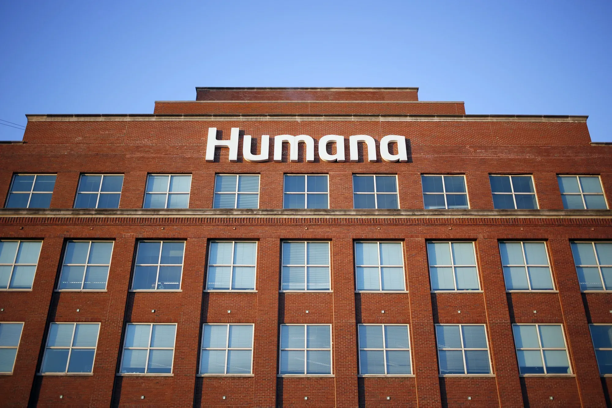 Humana's 2026 Profit Forecast Falls Short of Expectations