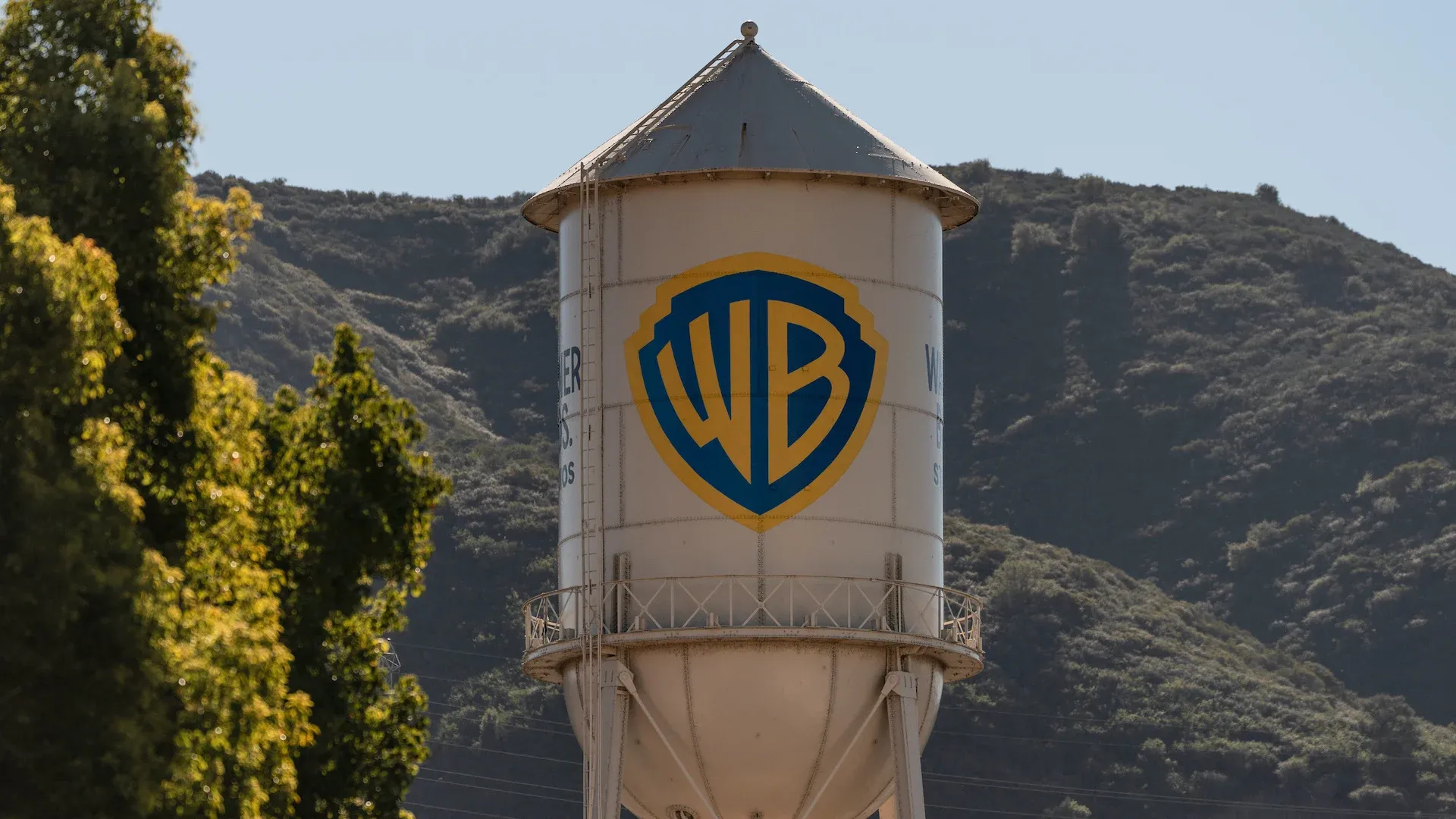 Big Twist in Hollywood Mega-Deal: Activist Investor Challenges Warner Bros. Netflix Sale