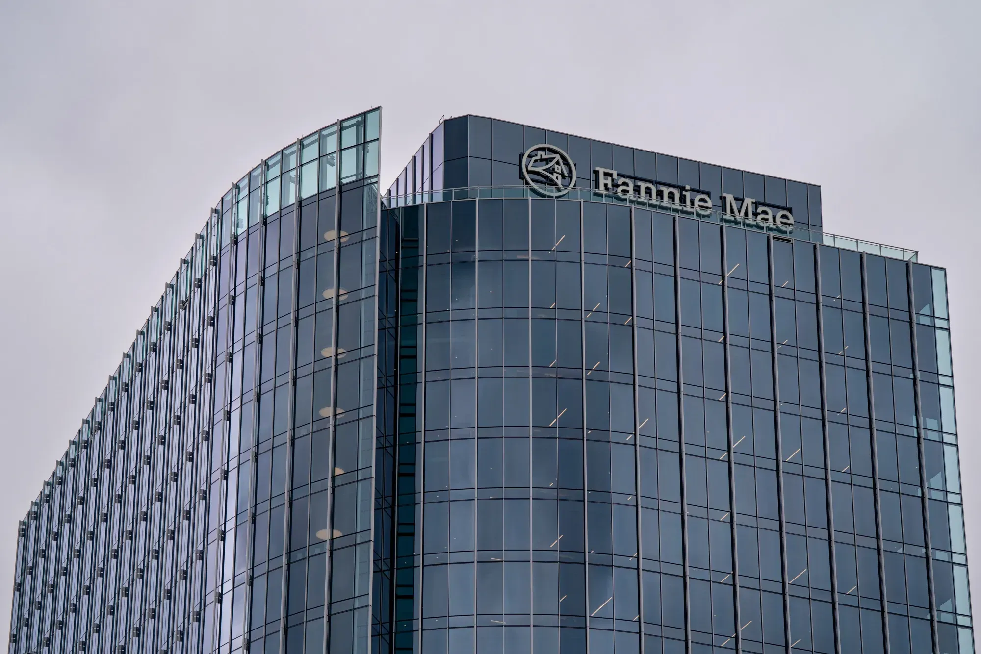 Fannie and Freddie Shares Crash: Trump Privatization Dreams Fade Fast