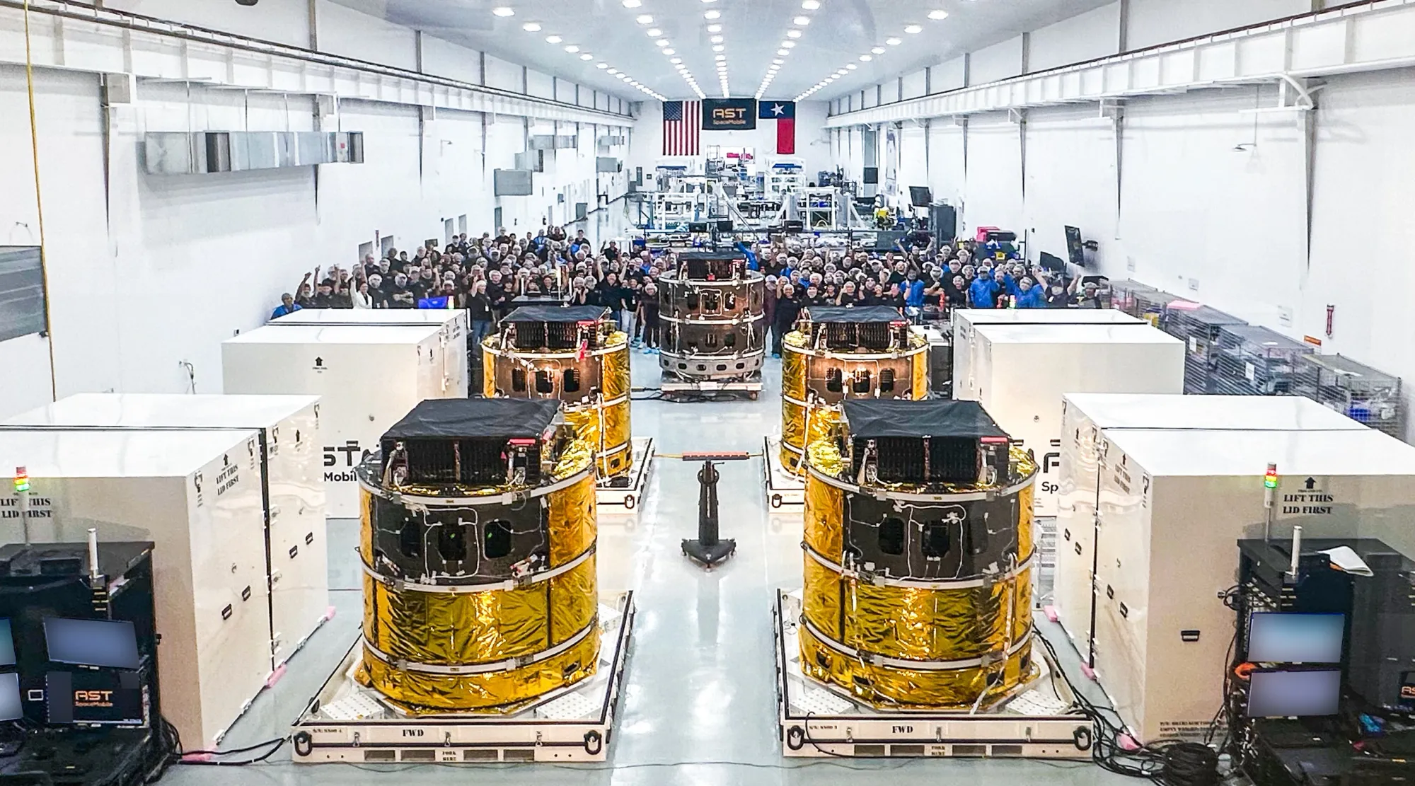 AST SpaceMobile’s Big 2025: $1.2B Backlog + Massive Satellite Push Sets Stage for 2026