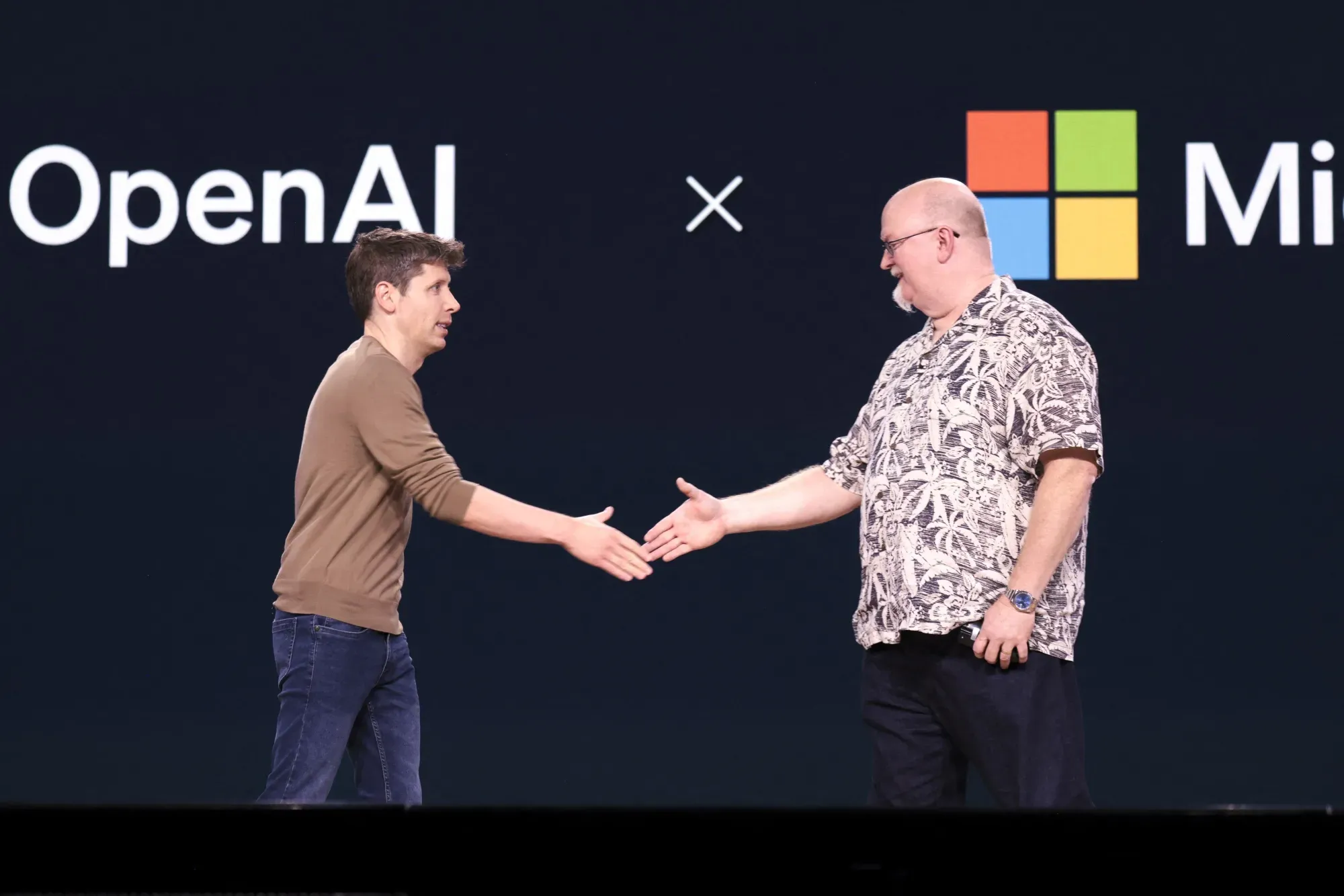 Microsoft & OpenAI Just Rewrote Their Partnership: More Freedom, Less Drama