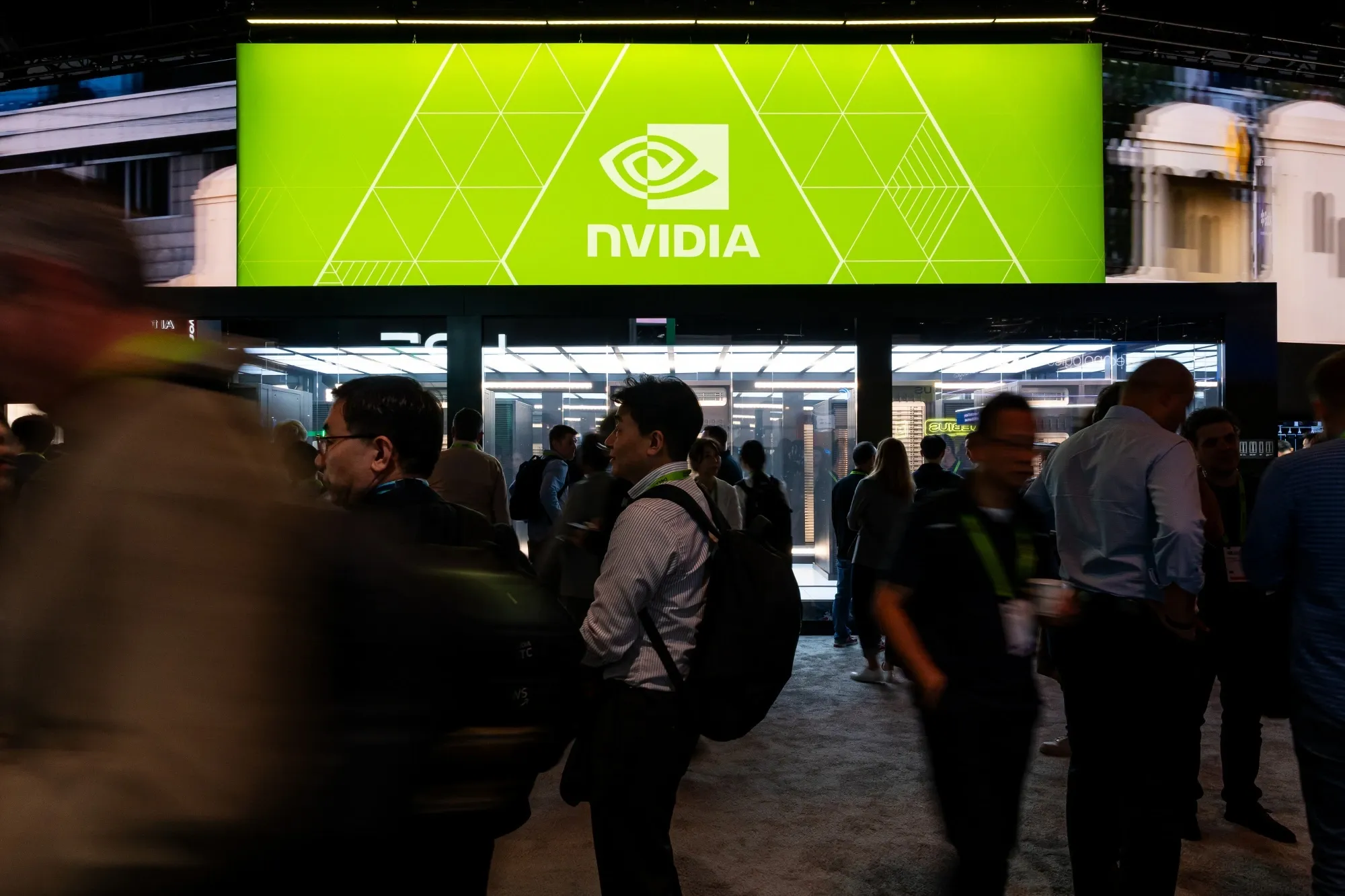 Nvidia Tumbles as Big Tech Bets Big on Its Own AI Chips