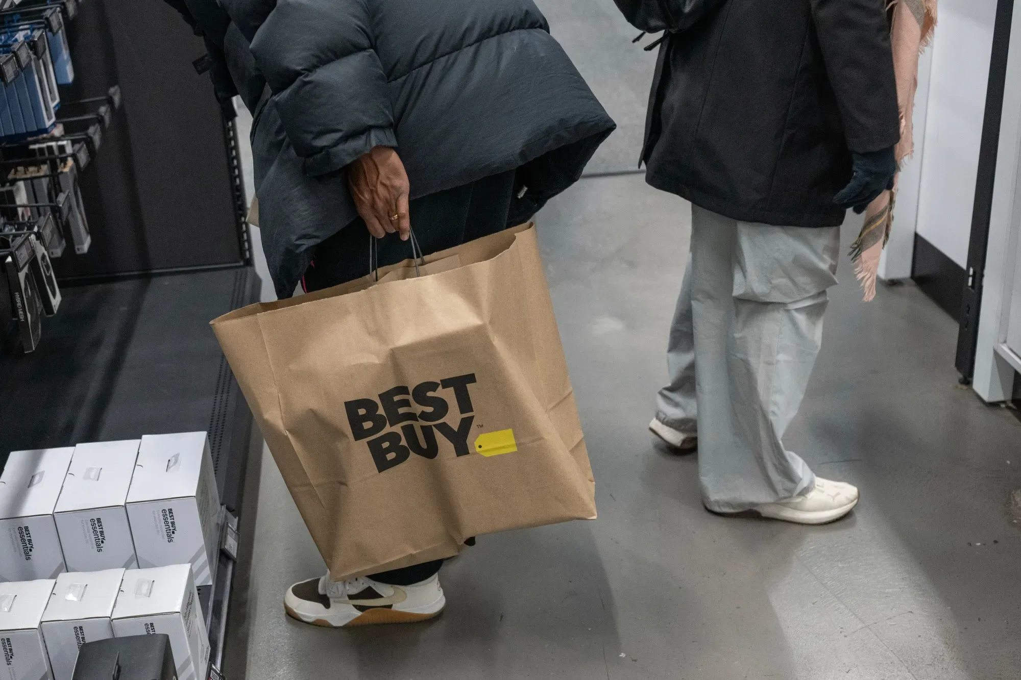 Goldman Sachs Double Downgrades Best Buy to Sell, Cuts Price Target to $59