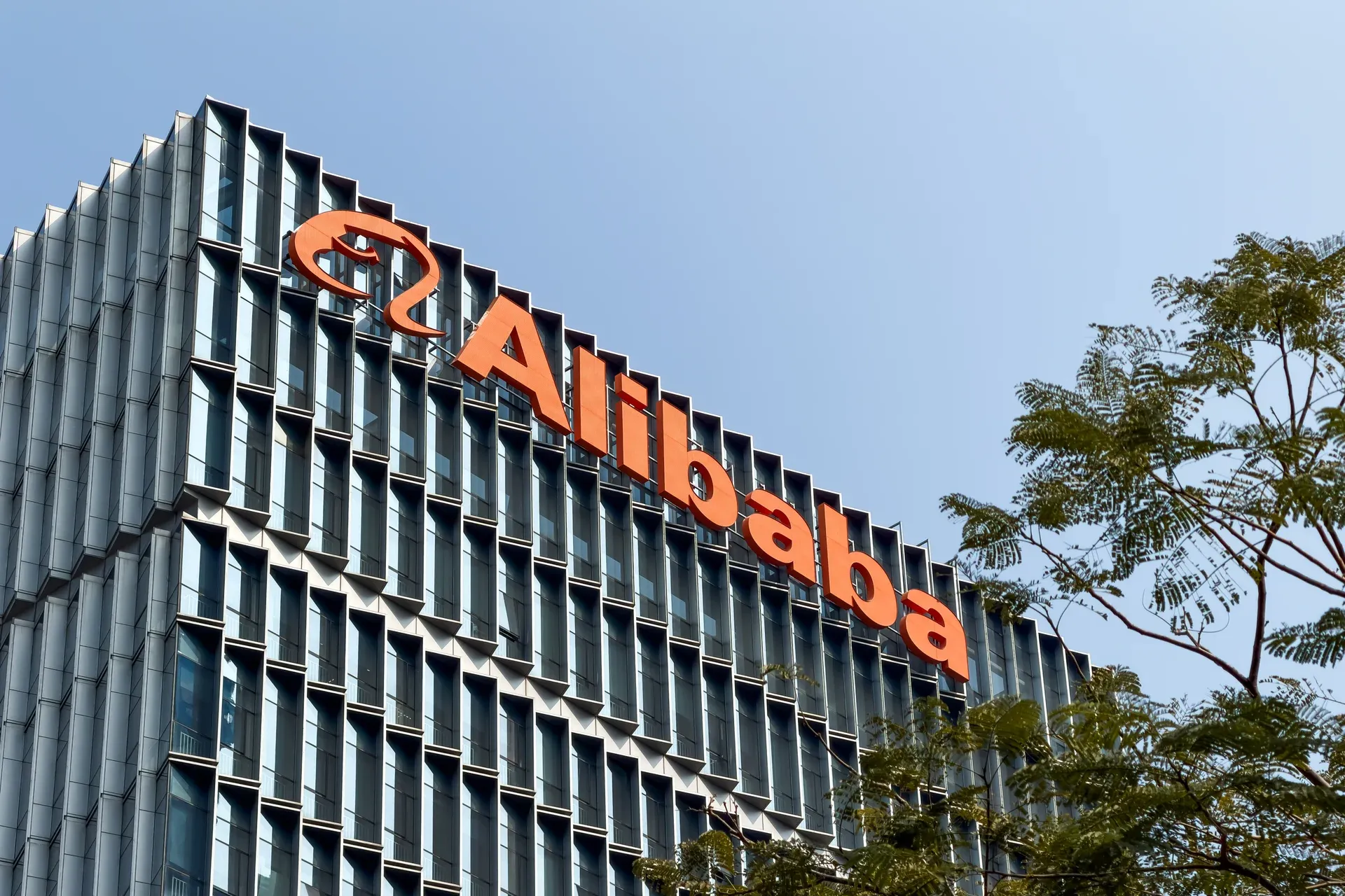 Alibaba Launches Massive AI Data Center Powered by 10,000 Homegrown Chips