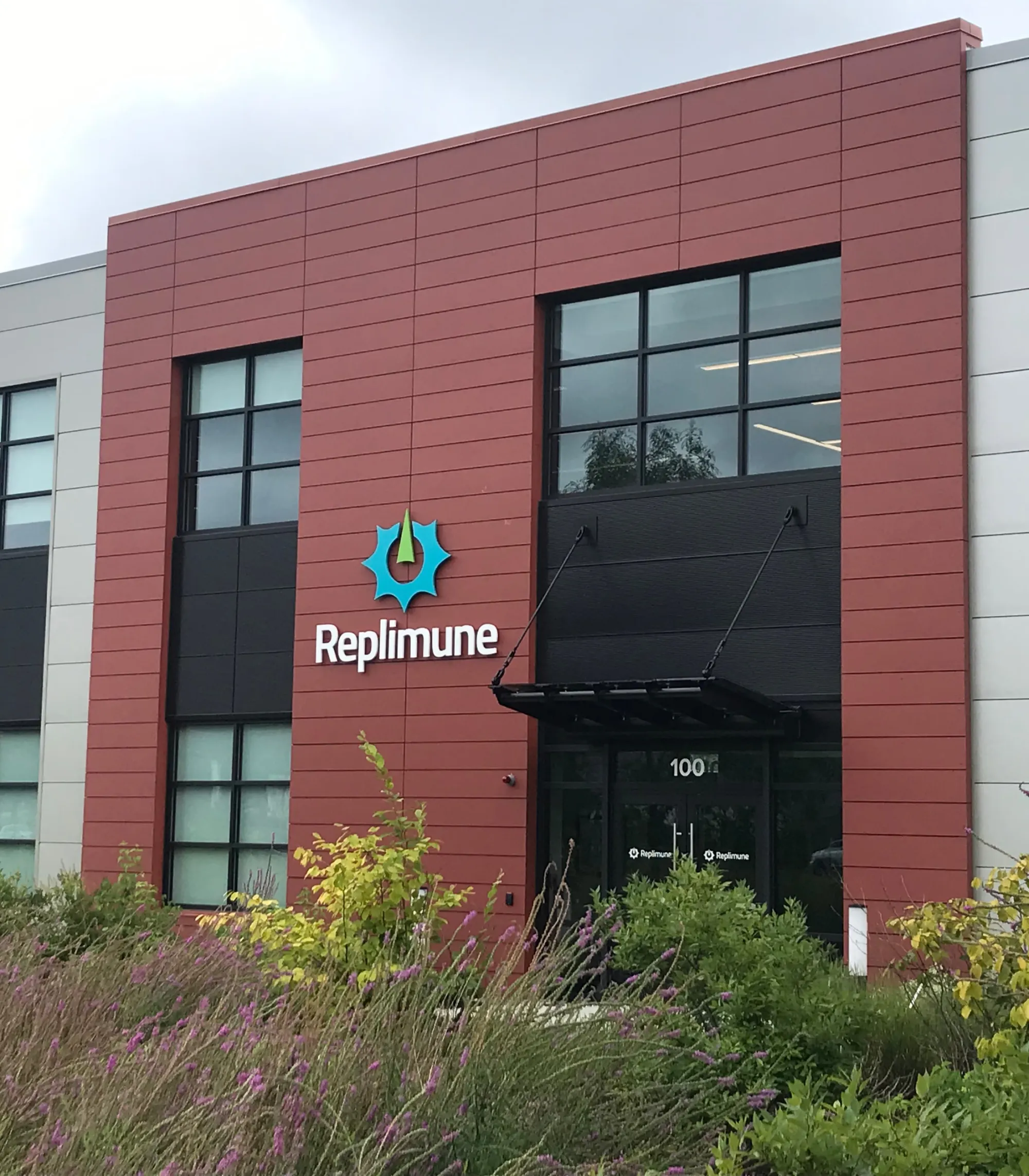 Analysts Abandon Replimune: Stock Drops Sharply After Second FDA Rejection