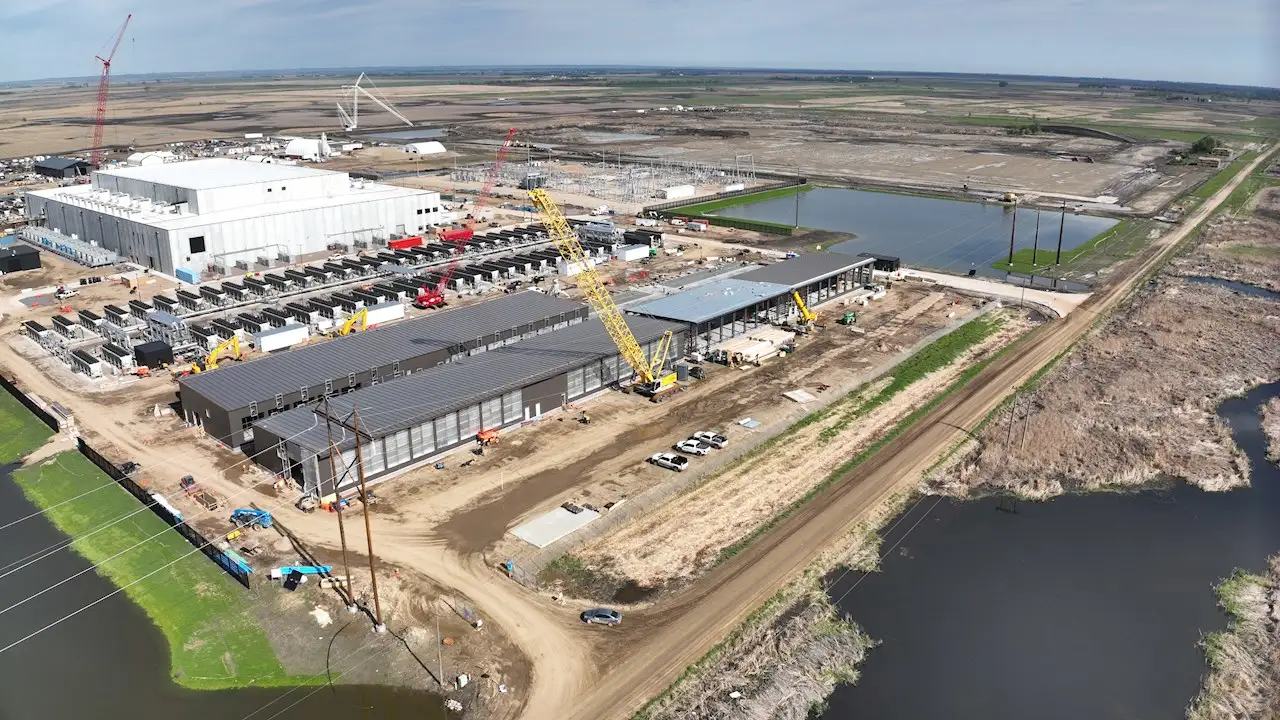 Applied Digital Revenue More Than Doubles to $126.6M in Q3 as AI Demand Explodes