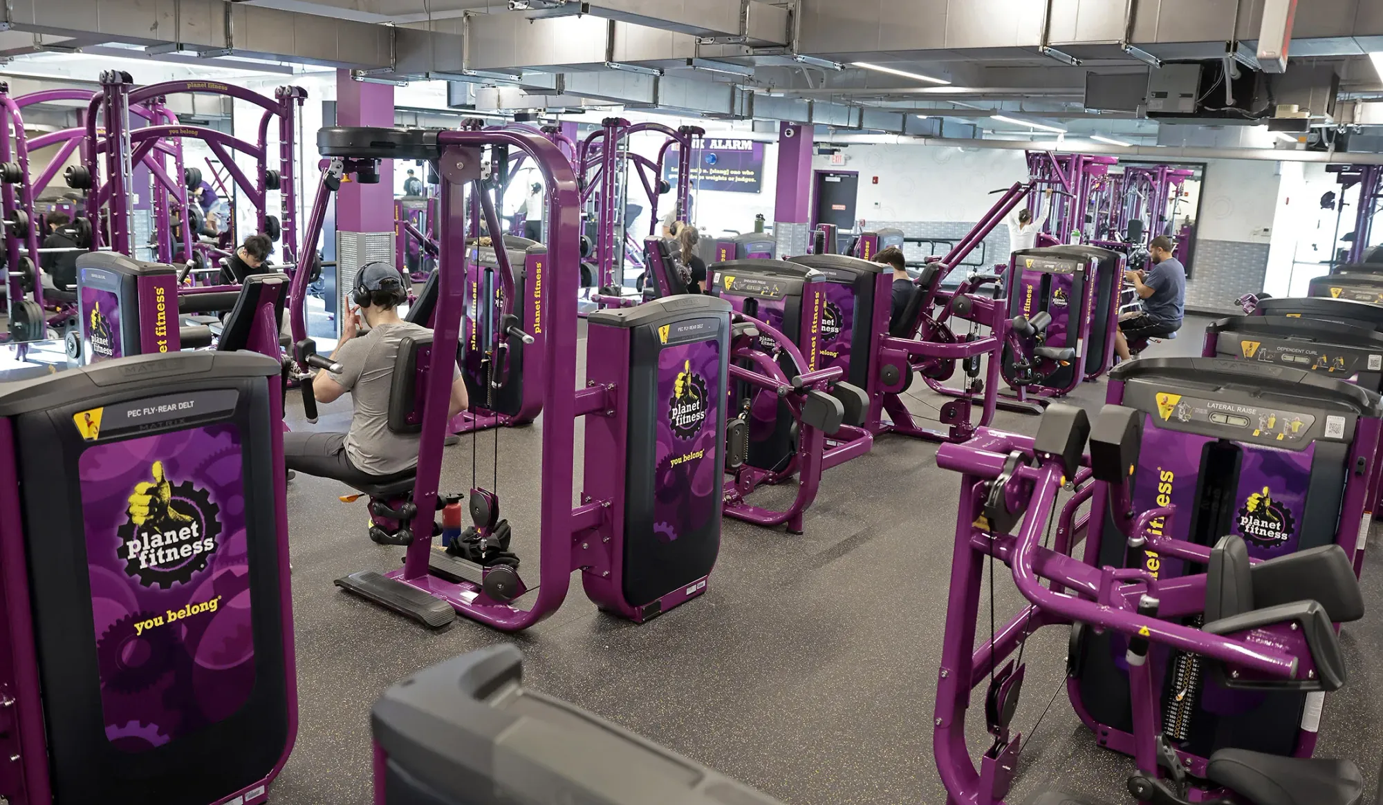 "We Pivoted Too Far" – Planet Fitness Stock Drops After Cutting Outlook