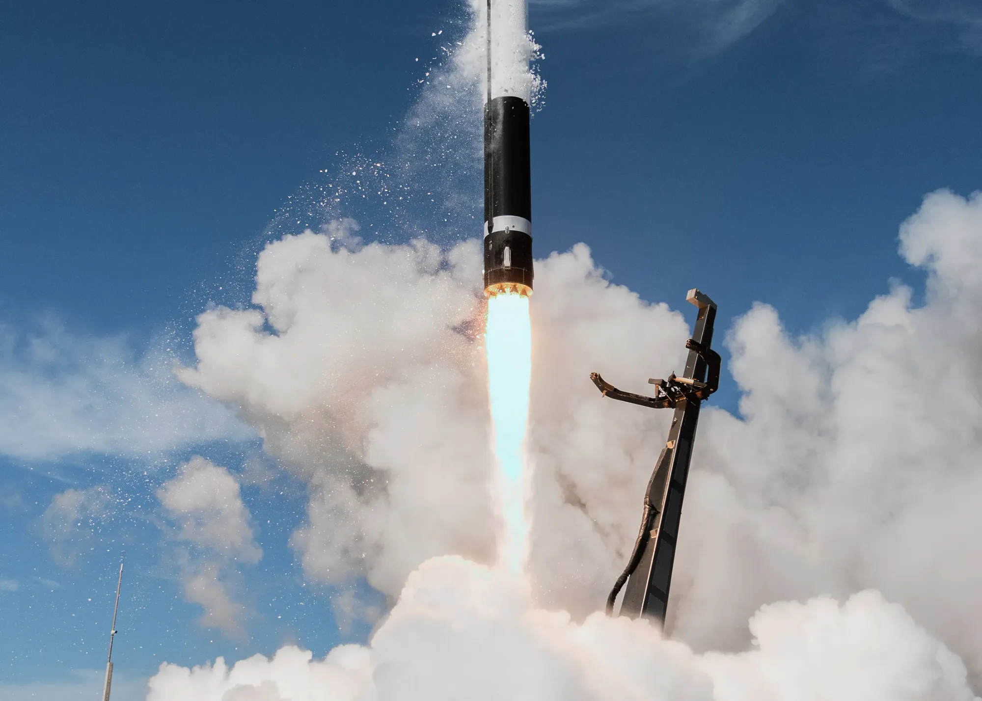 Rocket Lab Just Had Its Best Quarter Ever: $200M Revenue, Massive New Contracts & Big Acquisitions