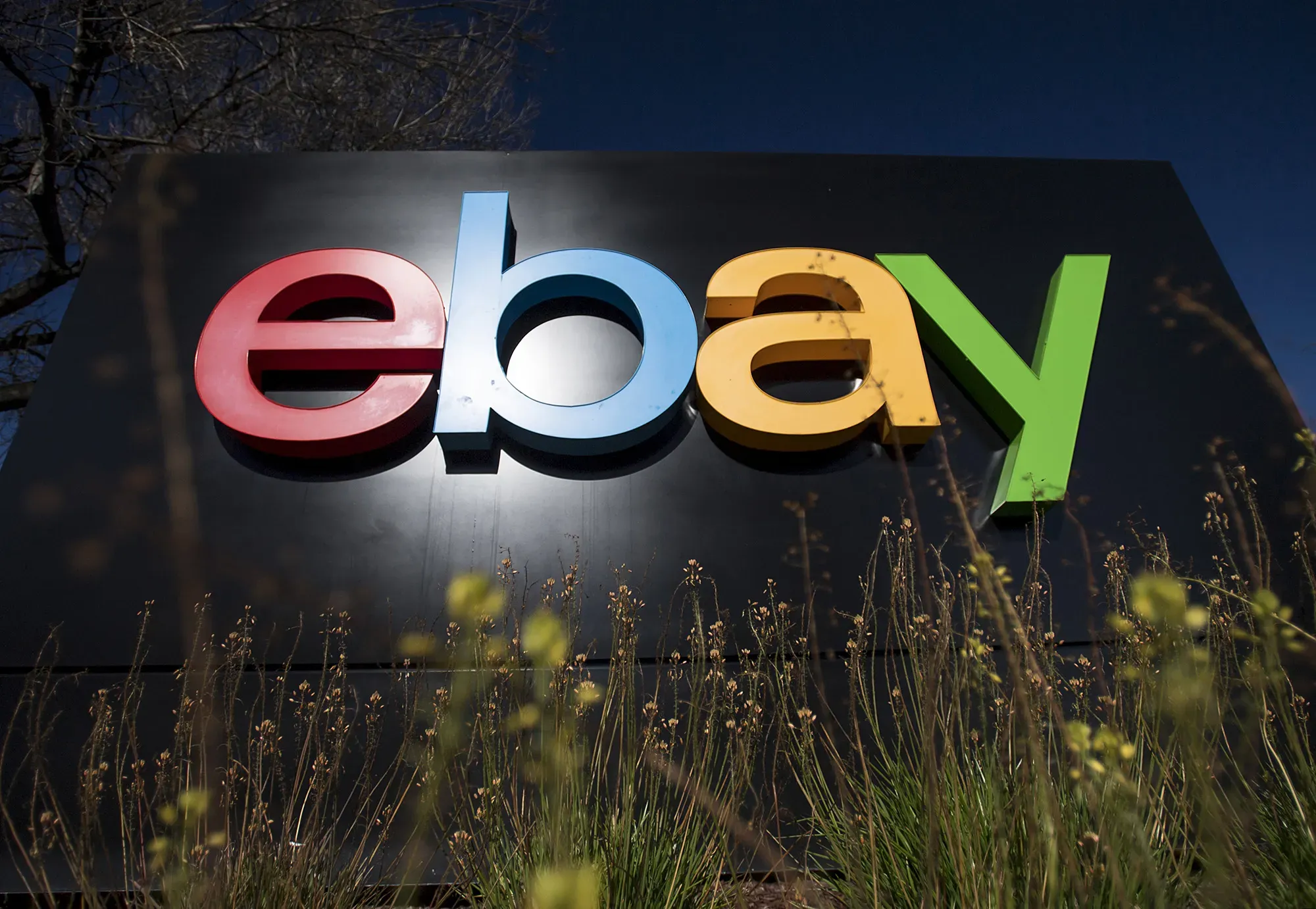 GameStop Prepares Bold Bid to Buy eBay