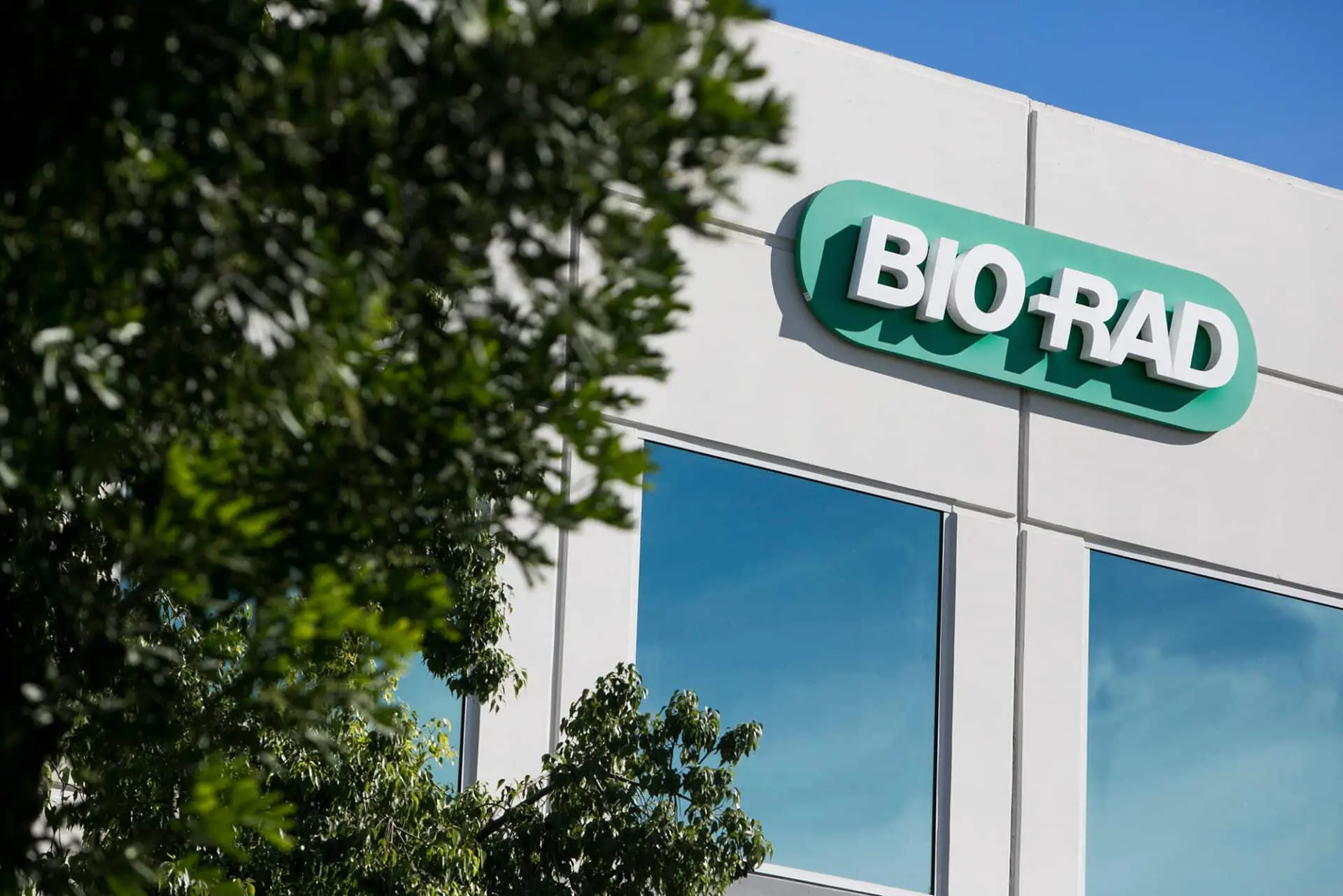 Elliott Takes Aim at Bio-Rad: Activist Investor Pushes for Turnaround