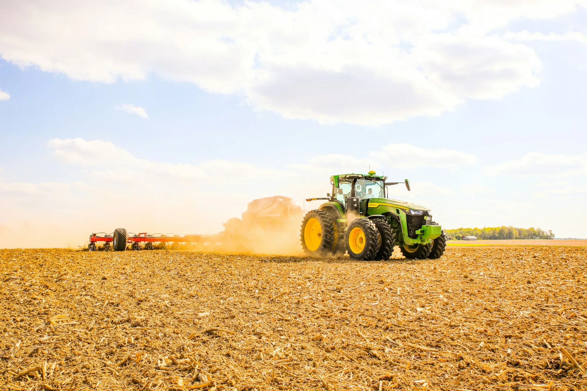 Mixed Signals at Deere: Q2 Beat, But Large Farm Equipment Demand Remains Soft