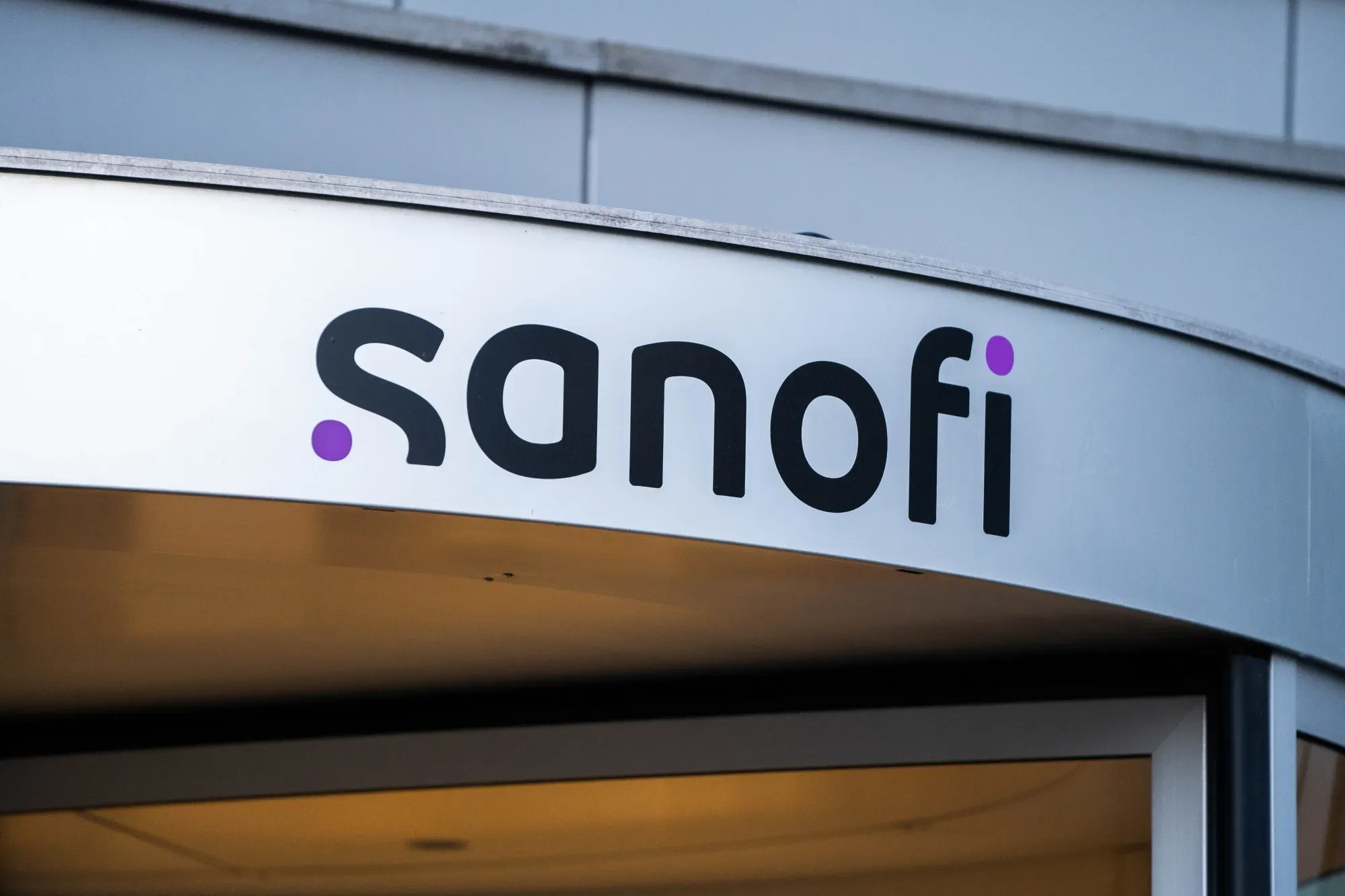 Sanofi’s Phase 3 CIDP Failure Hits Riliprubart and Raises Doubts for Dianthus’ Claseprubart