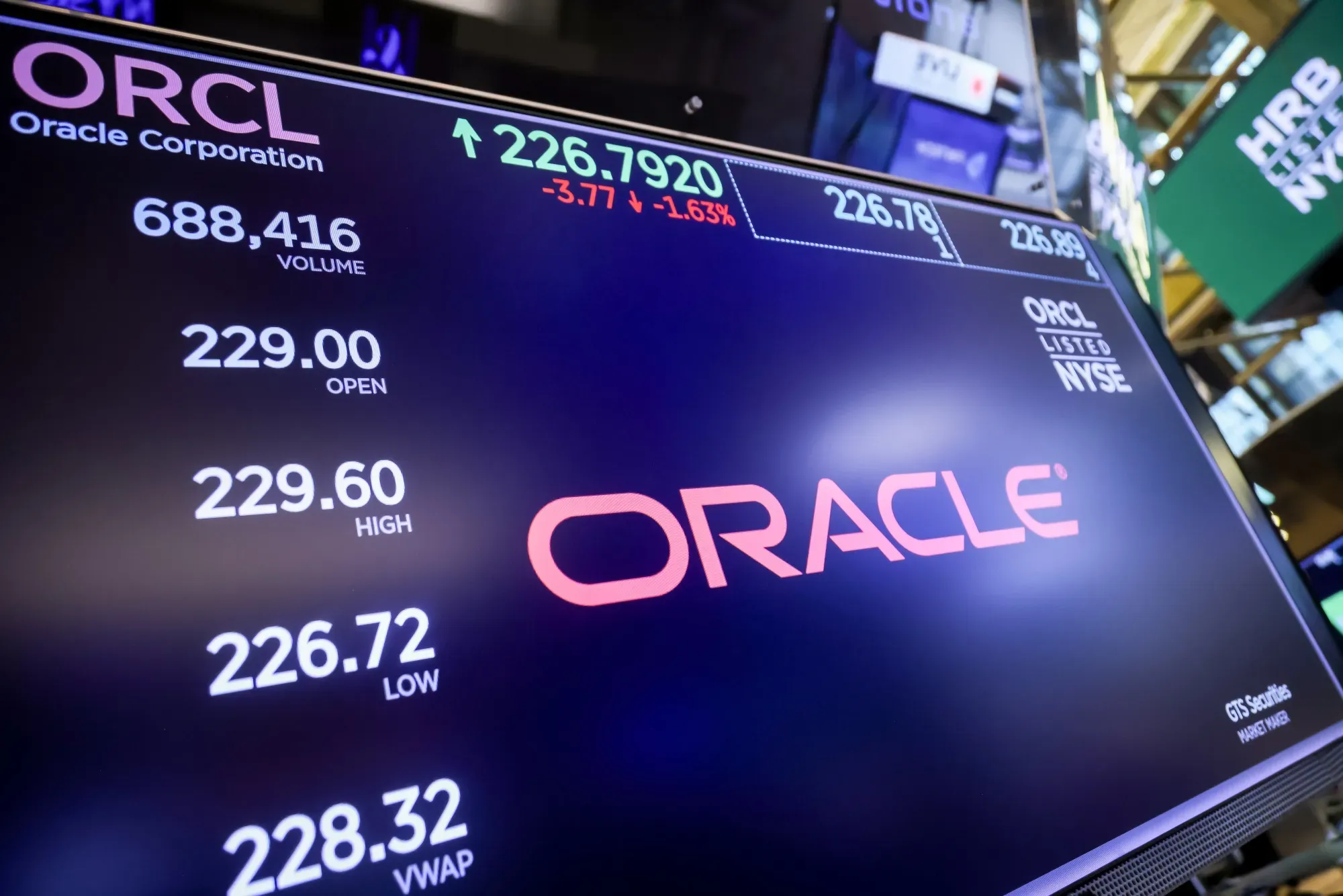 Microsoft Walks Away from $3 Billion Oracle Cloud Deal Over Security Concerns
