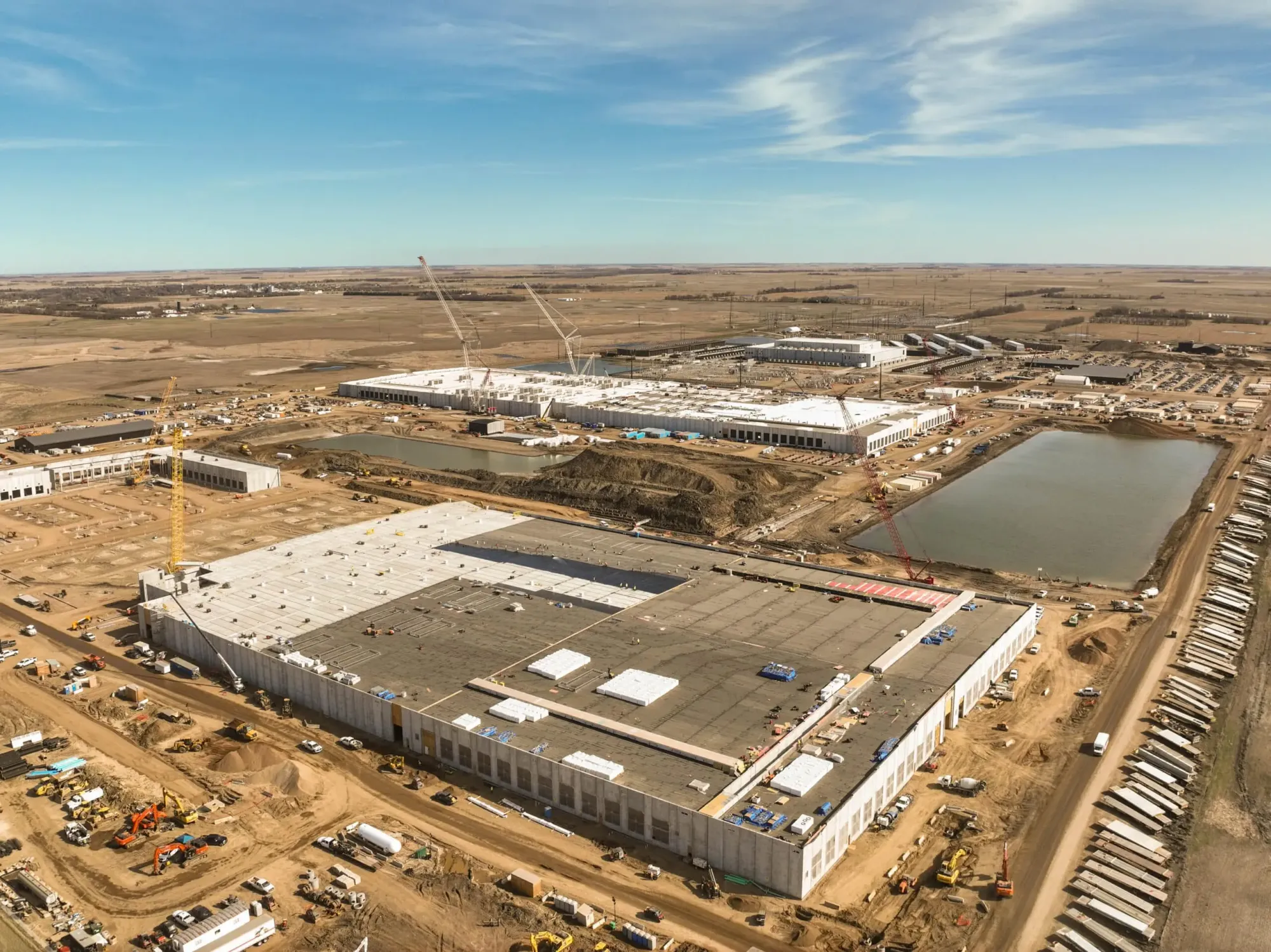 Applied Digital Lands Massive 210 MW Lease at Delta Forge 2 – Now Running Five AI Factory Campuses