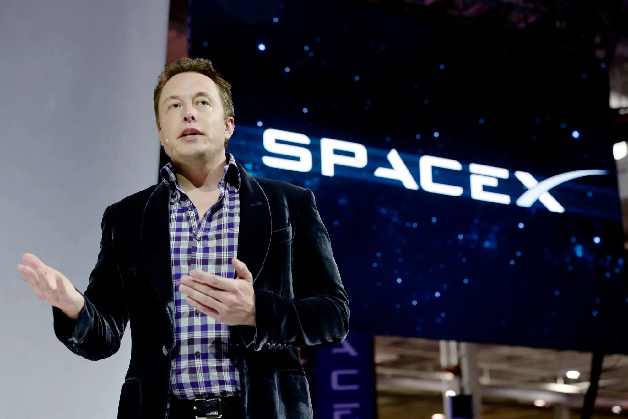 SpaceX Rewrites the IPO Playbook – $75 Billion at $135 a Share