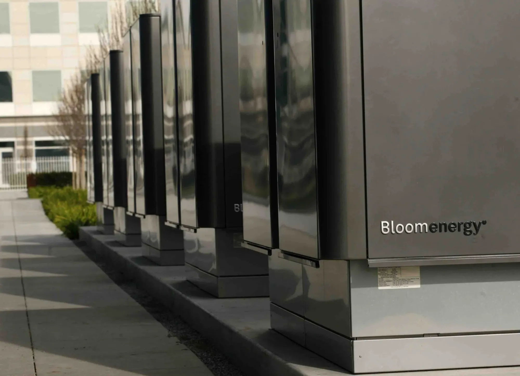 Crusoe Pauses 1.8GW Wyoming Data Center — Morgan Stanley Stays Bullish on Bloom Energy