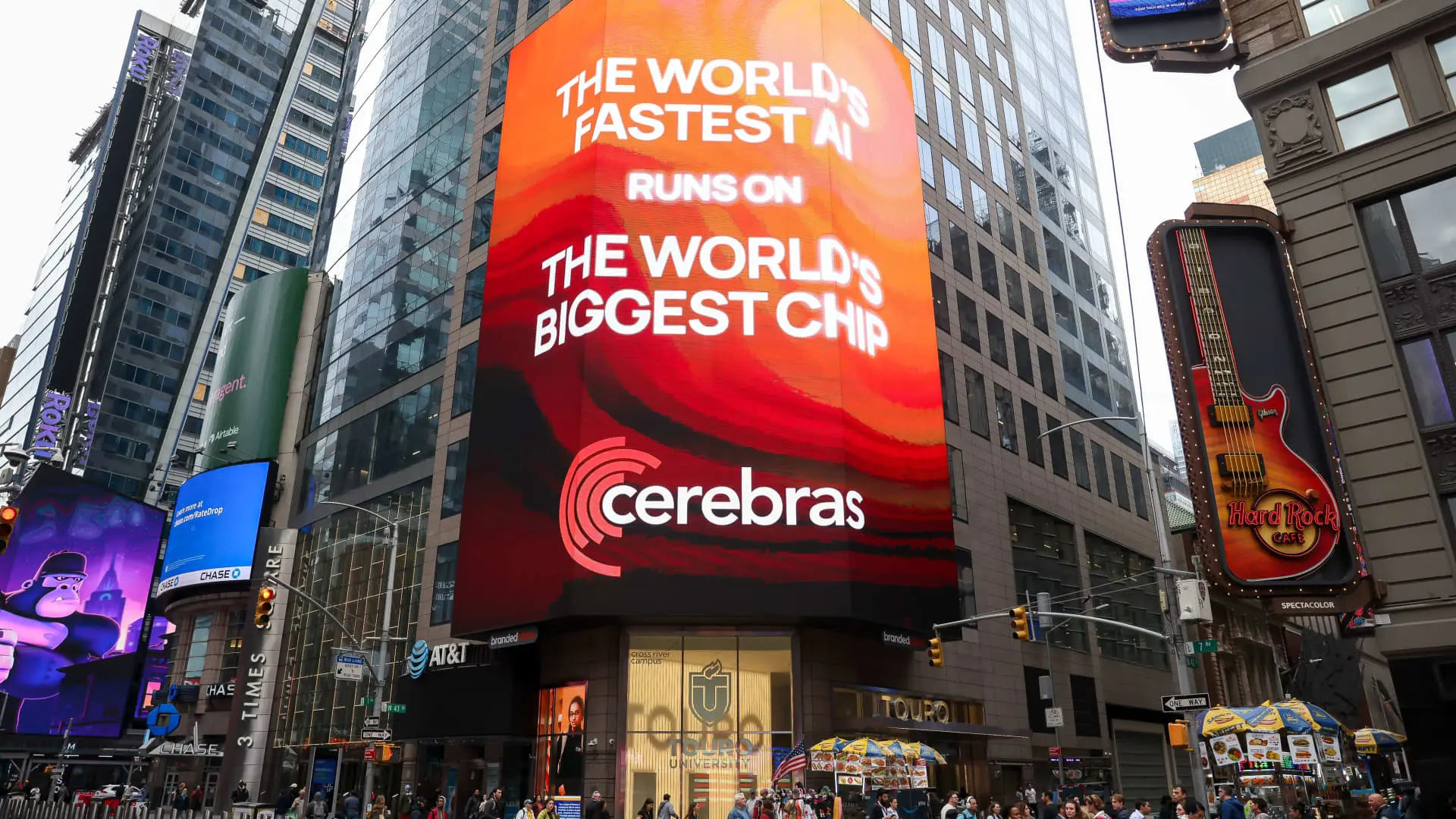 Cerebras Reports Strong Revenue Growth in First Post-IPO Earnings, Stock Falls on Margin Concerns