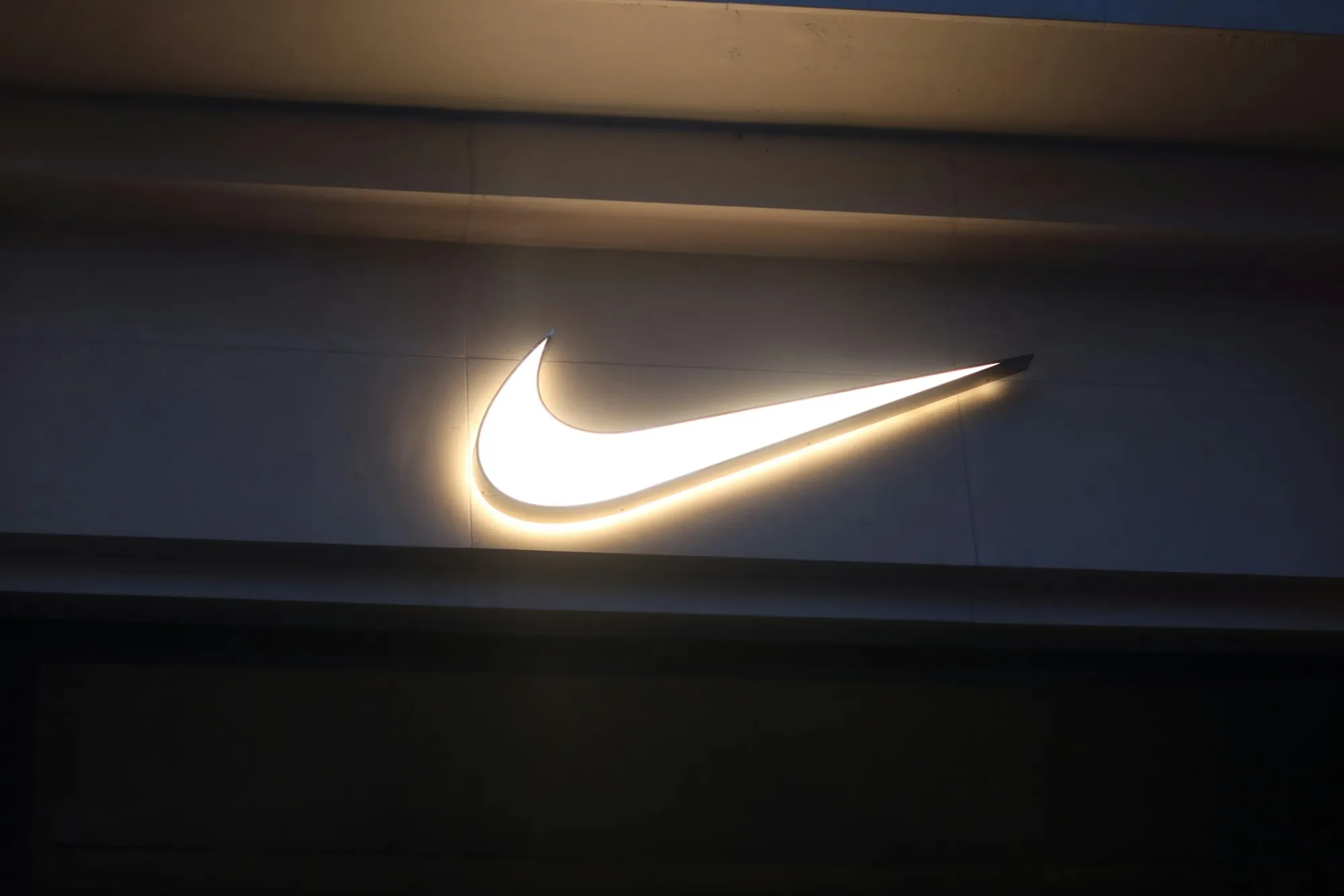 Nike Beats Q4 Estimates But Shares Slide on Cautious Outlook and China Weakness