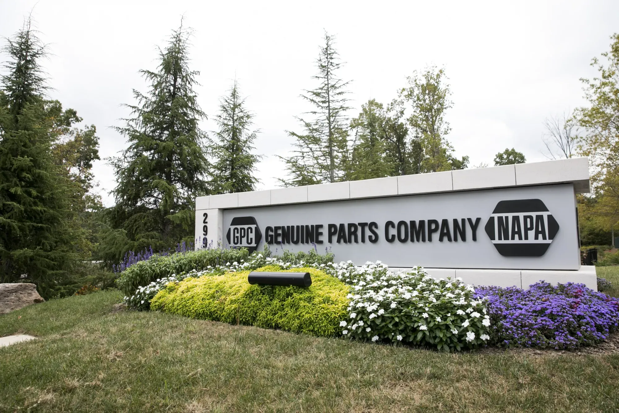 O’Reilly Automotive Makes Cash Bid for Genuine Parts’ $10B Auto Unit