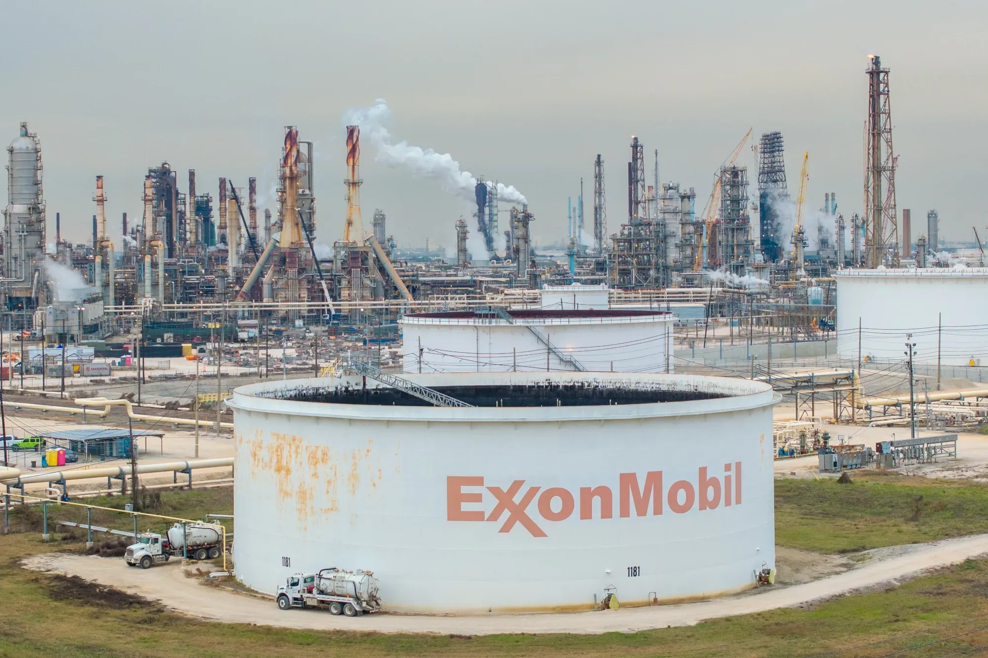 Chevron Hits 6-Year Profit High, Exxon Posts 4-Year Best in Q2 2026