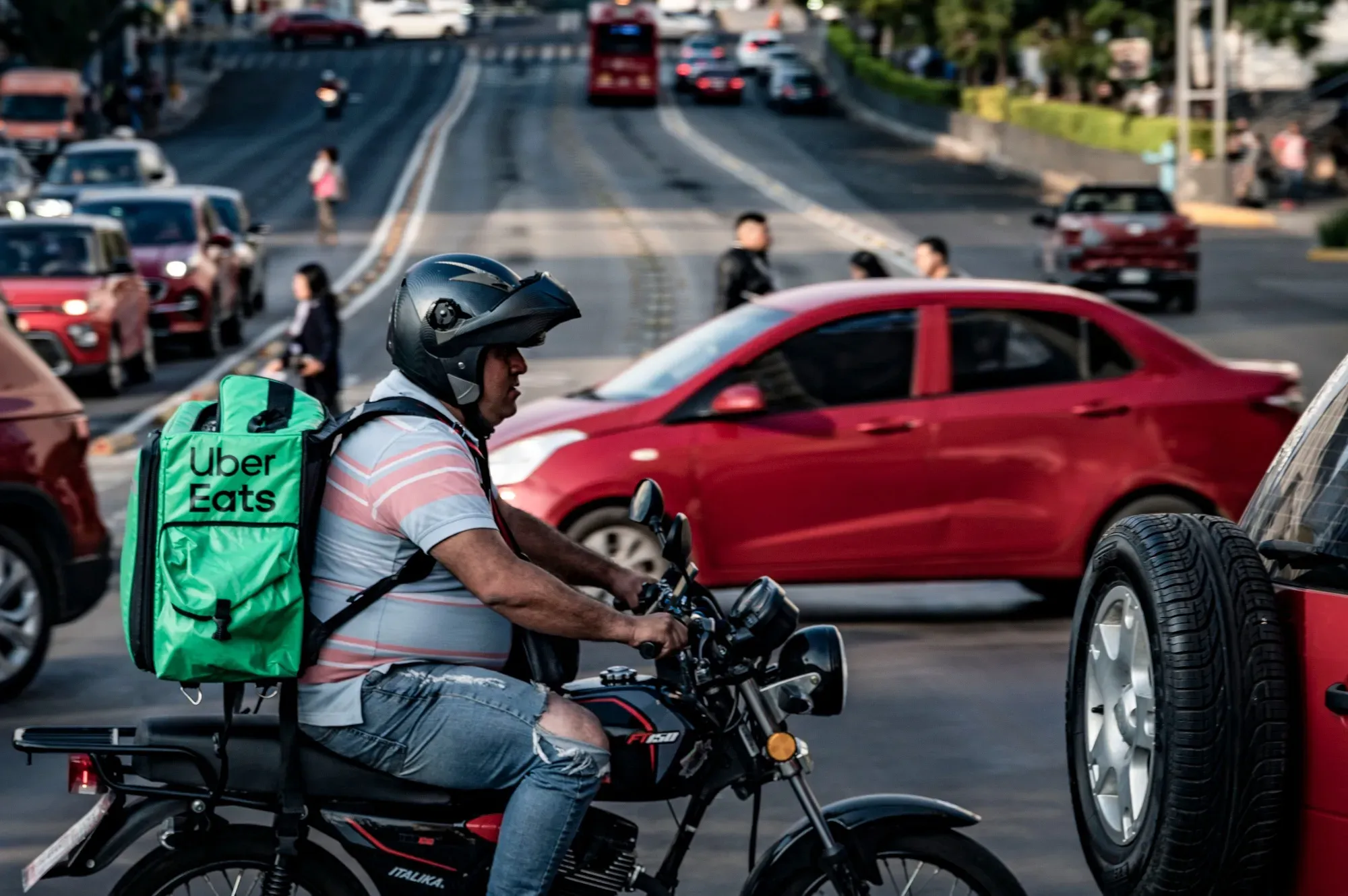 Uber Offers €41 Per Share for Delivery Hero in €12.5 Billion Deal