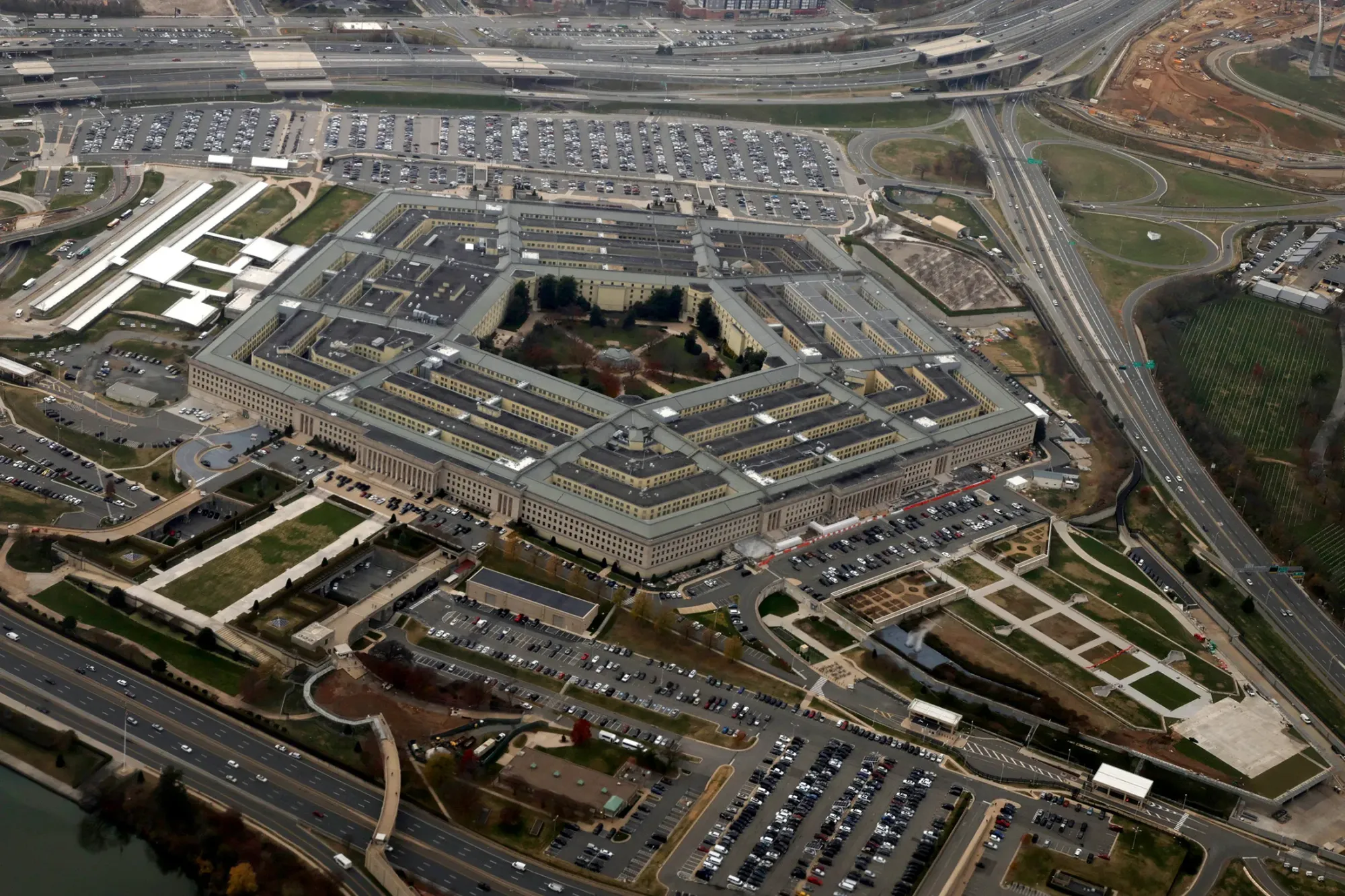 SpaceX in Advanced Talks with Pentagon for Multi-Billion Dollar AI Computing Deal