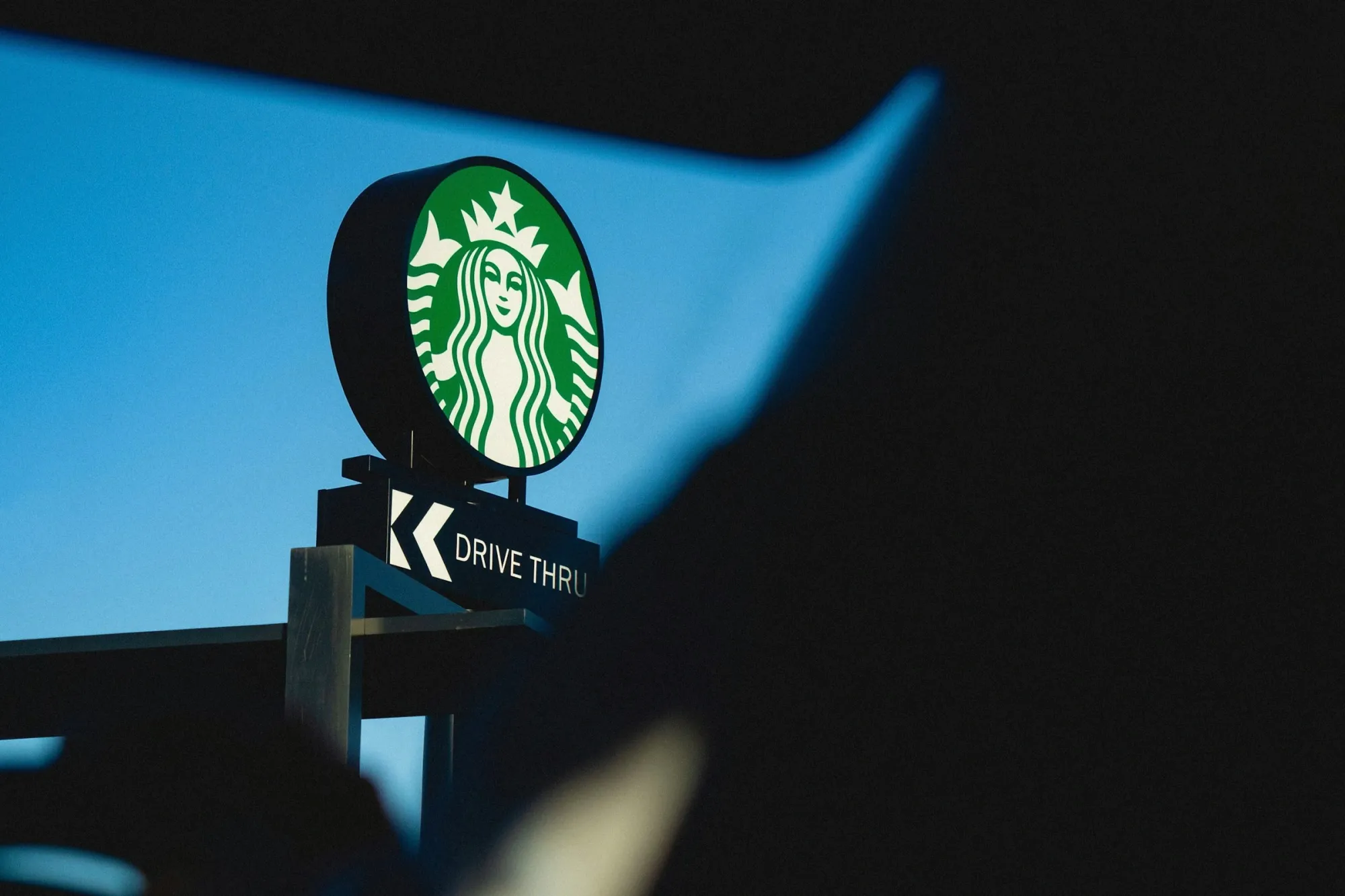 Starbucks Beats Q3 Estimates, Raises Guidance as Turnaround Gains Steam
