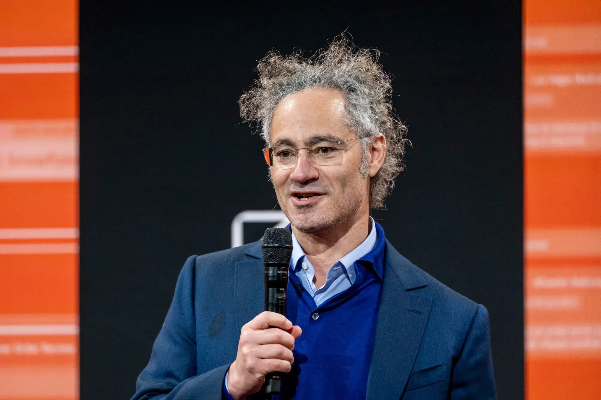 Palantir Q2 Earnings Crush Expectations: Revenue Up 93%, Guidance Raised Sharply