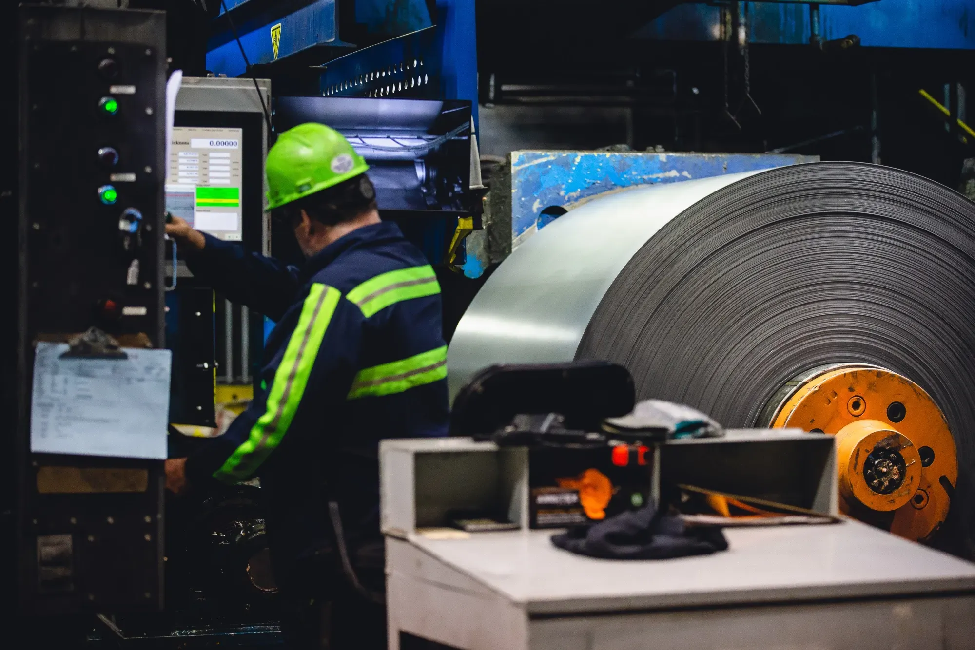 U.S. Steel Shares Fall as Reports Signal Halving of Canada Tariffs