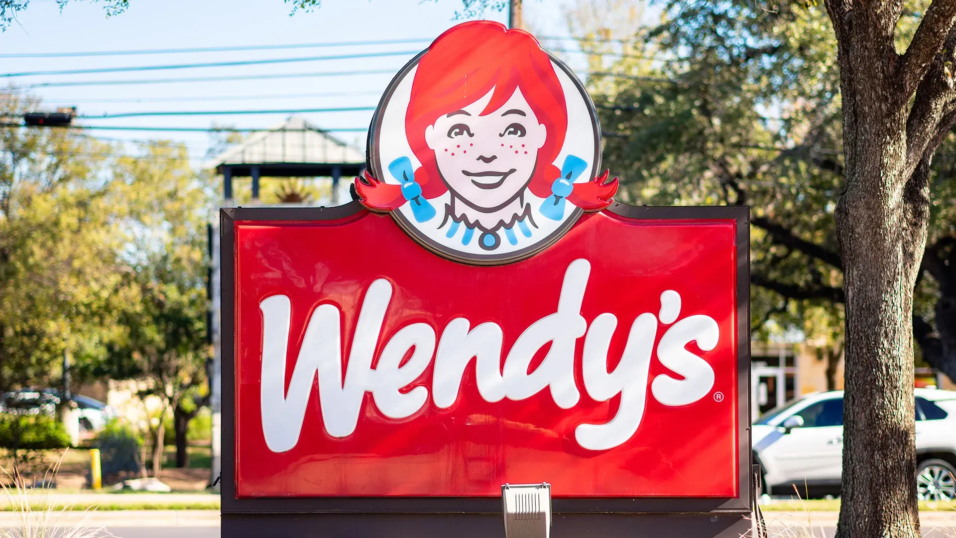No Wendy’s Buyout for Now, Sources Say Trian Is Standing Down