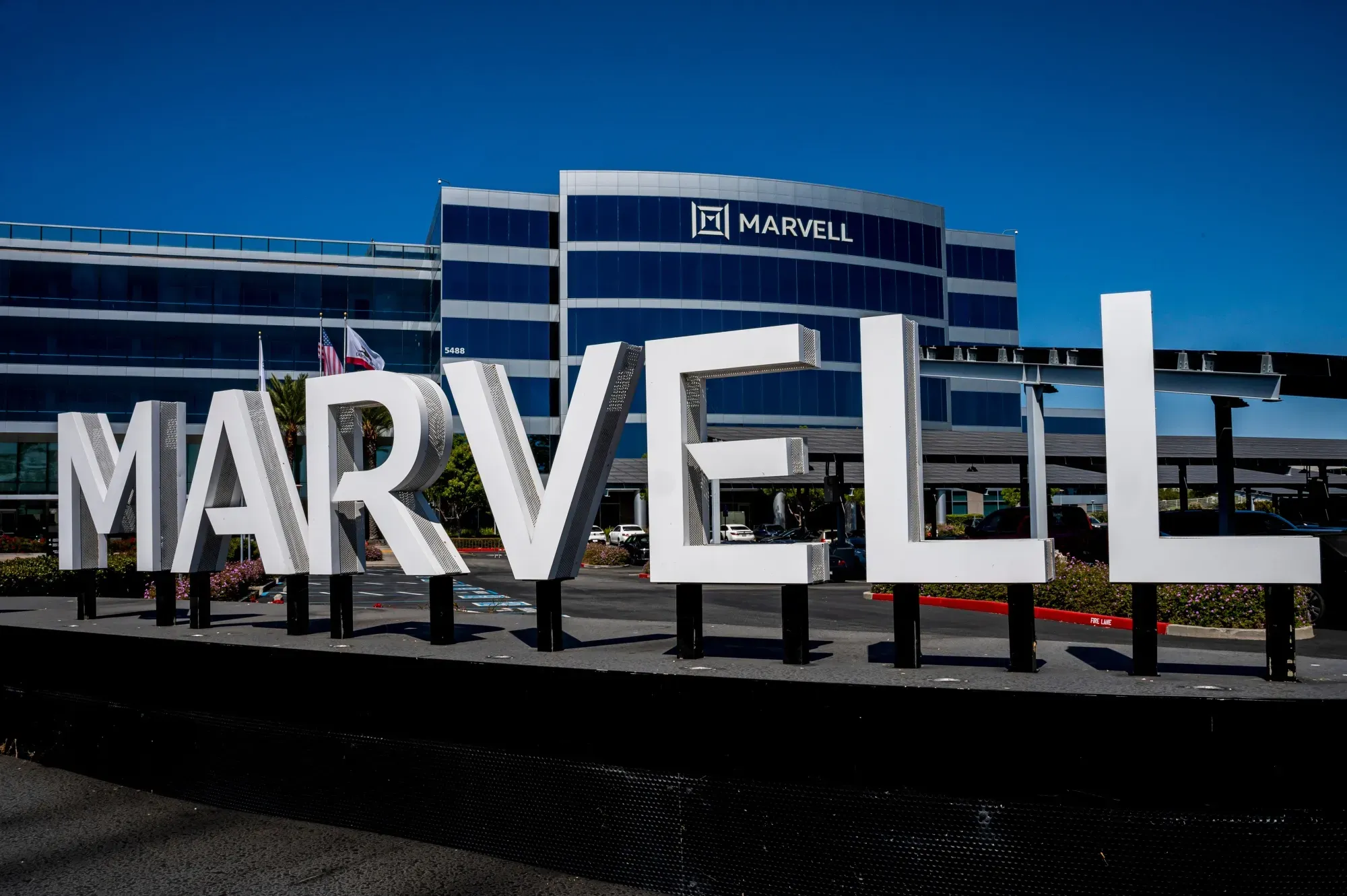 Marvell Beats Earnings but Stock Falls on Margin Guidance