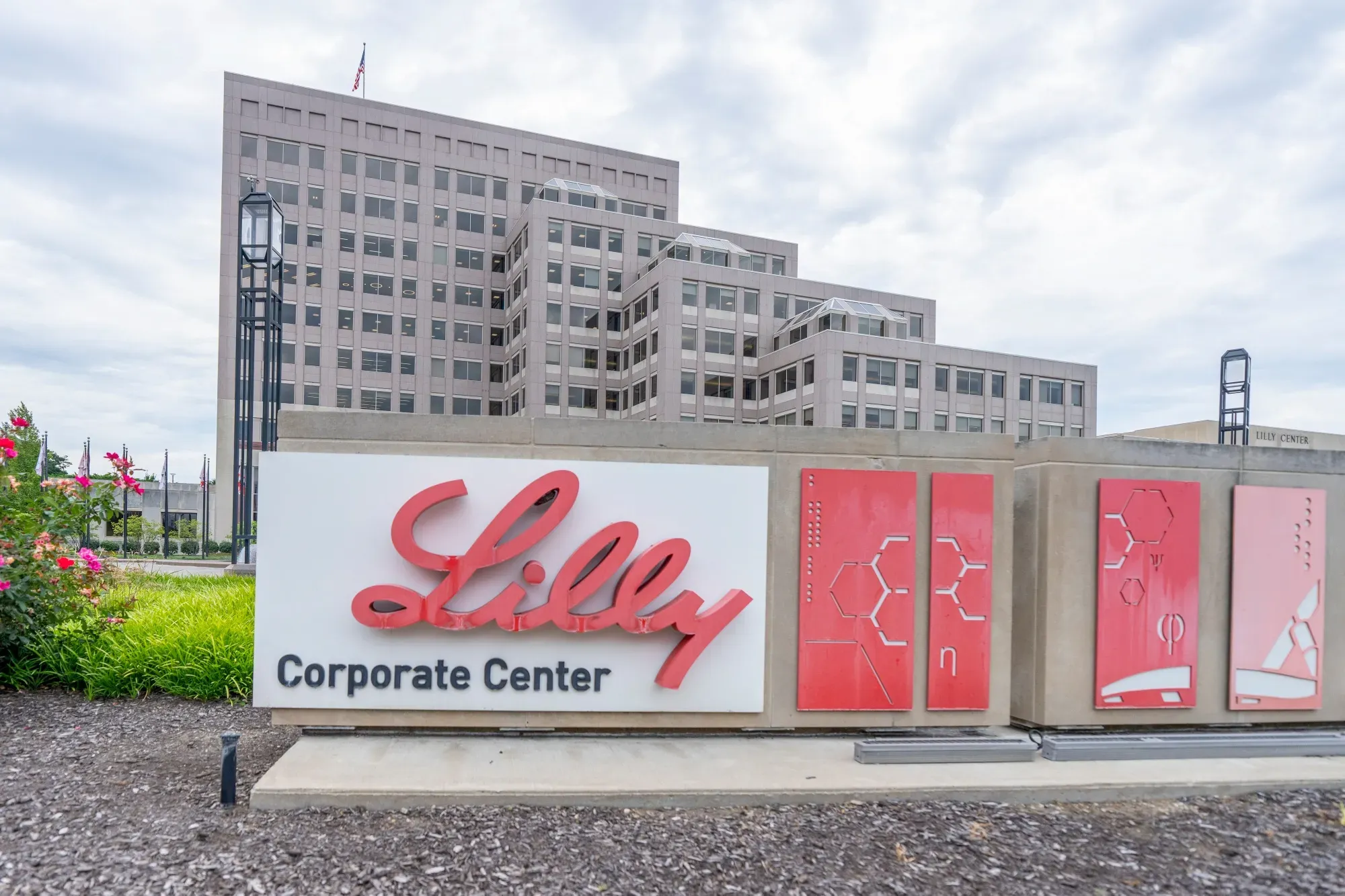 Biotech Firm OmniAb Rises Sharply After Signing Global Deal with Eli Lilly