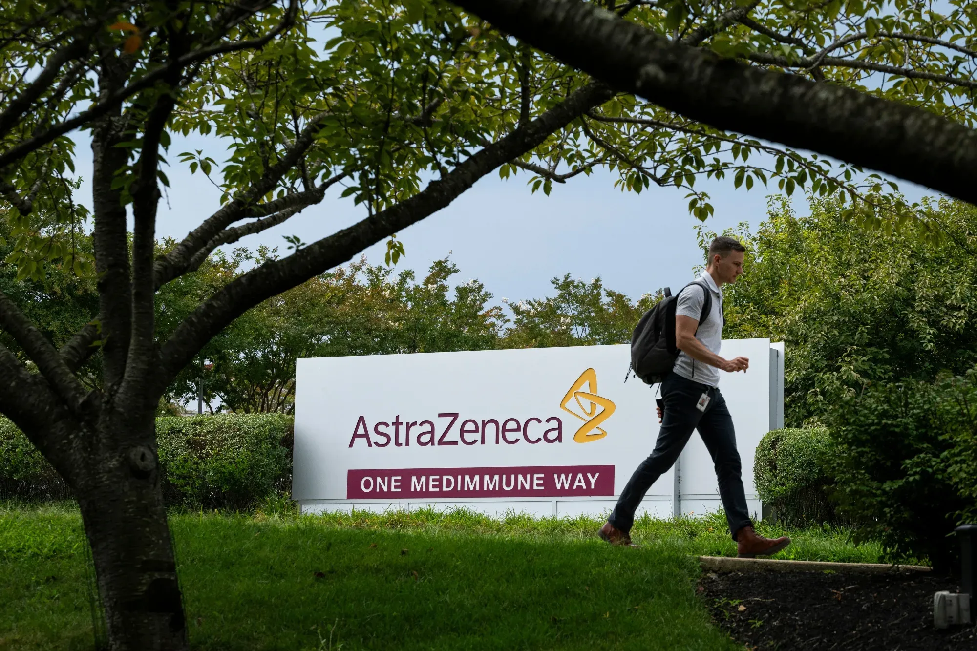 AstraZeneca and Bristol Myers Squibb Explore $400 Billion Pharma Merger