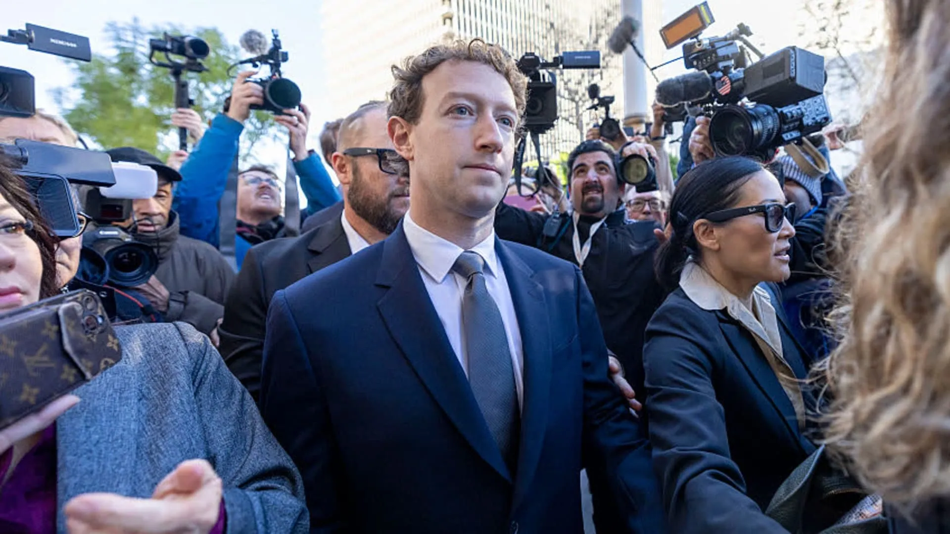 Landmark Trial Begins: 29 States Say Meta Deliberately Addicted Children to Facebook and Instagram