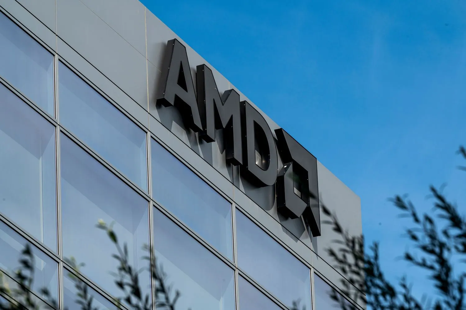 AMD Beats Estimates and Guides Higher — But CapEx Shock Sends Shares Down